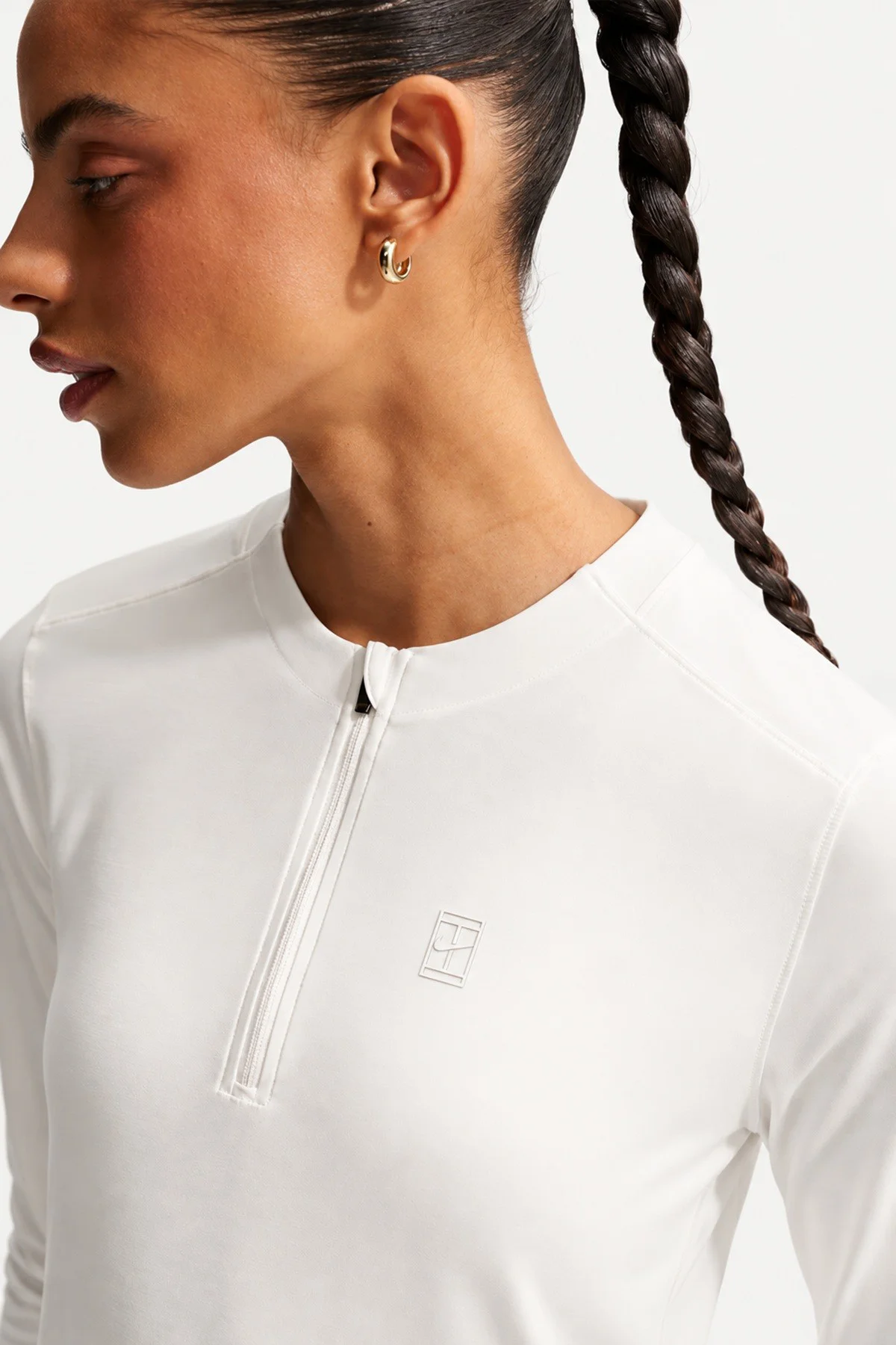 Nike Court Advantage Dri-FIT Mid-Layer 1/4 Zip Tennis Top Kadın Uzun Kollu Dar Kesim Fermuarlı Yaka Tenis Üstü Kırık Beyaz Nike Court Advantage Dri-FIT Mid-Layer 1/4 Zip Tennis Top Kadın Uzun Kollu Dar Kesim Fermuarlı Yaka Tenis Üstü Kırık Beyaz