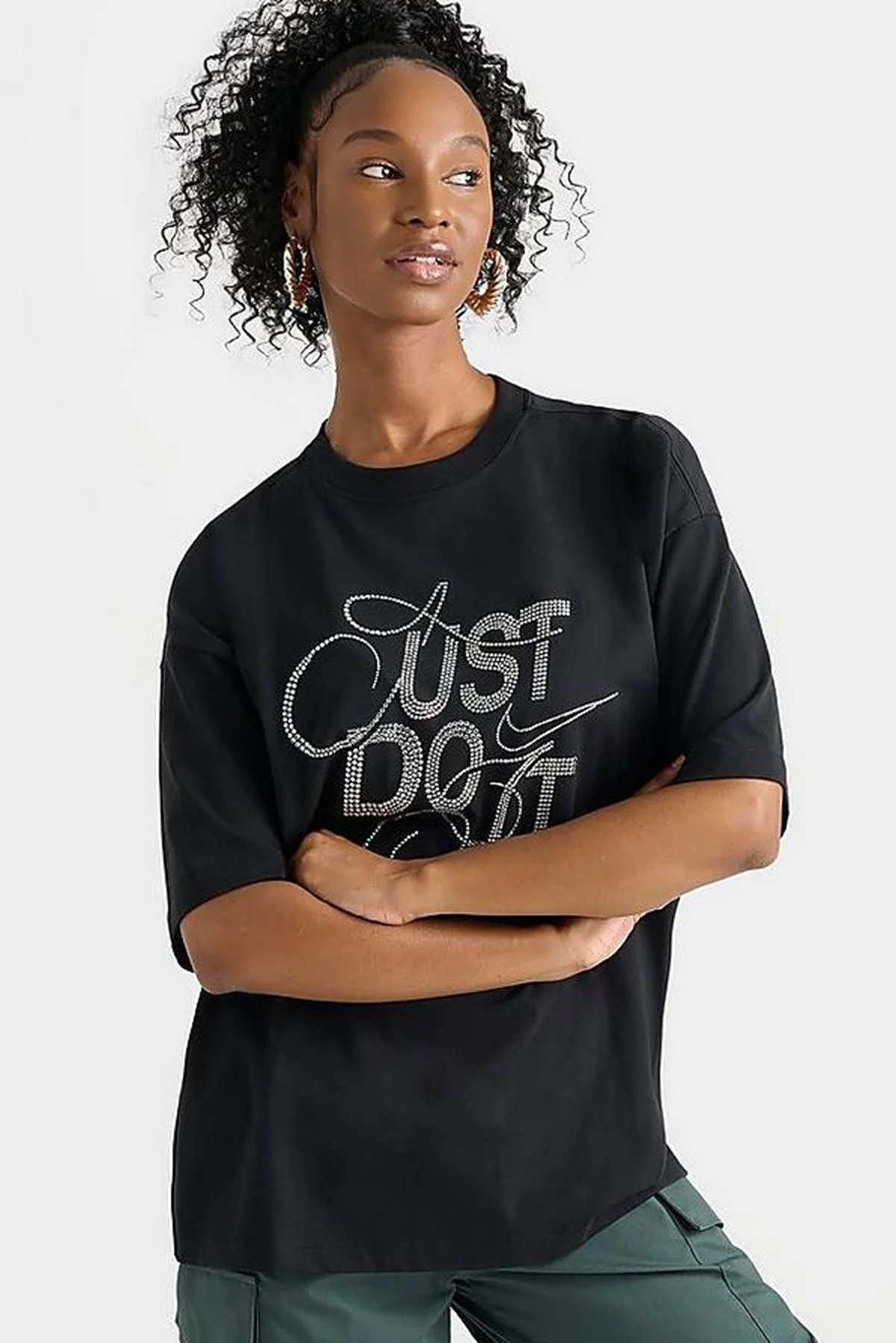 Nike Dance Oversize Ss Tee Kadın Oversize Büyük Beden Taş İşlemeli Tişört Siyah Nike Dance Oversize Ss Tee Kadın Oversize Büyük Beden Taş İşlemeli Tişört Siyah Fiyatı, Yorumları ve Özellikleri
