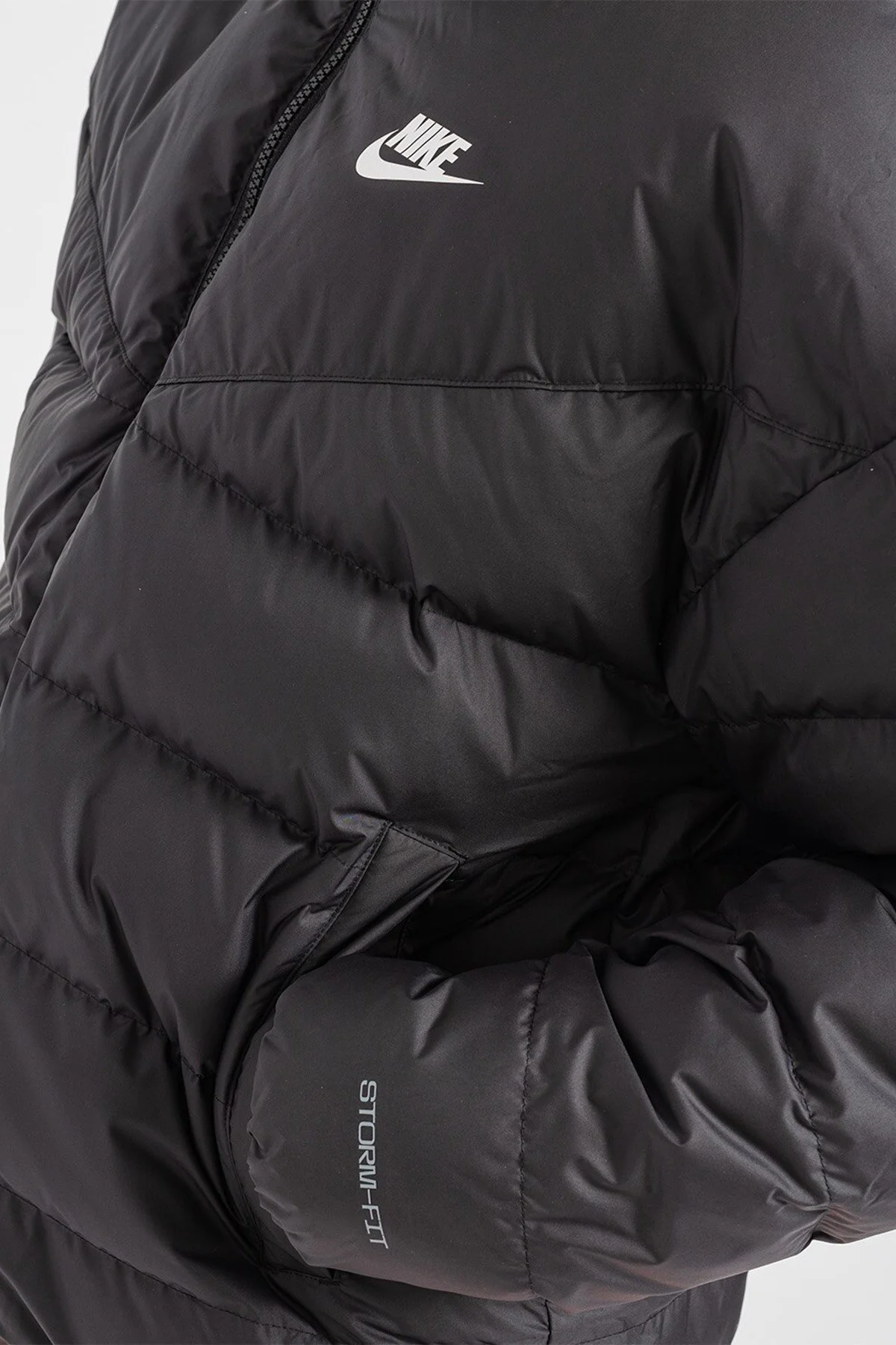 Nike Down Fill Storm Fit Loose Fit Womens Winter Jacket Black Loose Fit Kapişonlu Kaz Tüyü Kadın Şişme Mont Siyah Nike Down Fill Storm Fit Loose Fit Womens Winter Jacket Black Loose Fit Kapişonlu Kaz Tüyü Kadın Şişme Mont Siyah