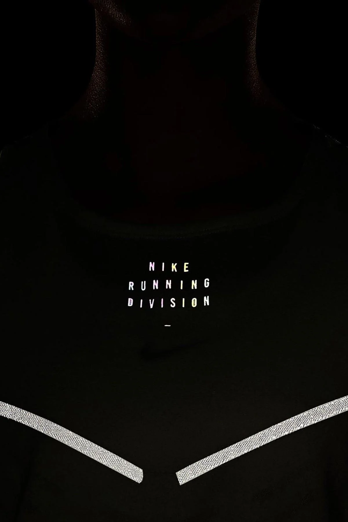Nike Dri Fit ADV Run Division Running Reflector Tank Reflektörlü Kadın Atlet Siyah Fiyatı, Yorumları ve Özellikleri