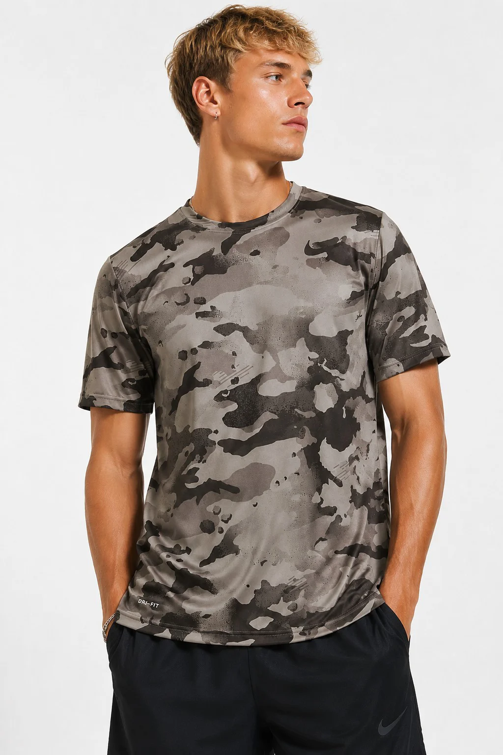 Nike Dri Fit Camo Training Mens T-shirt Kamuflaj Desenli Erkek Tişört Bej Fiyatı, Yorumları ve Özellikleri