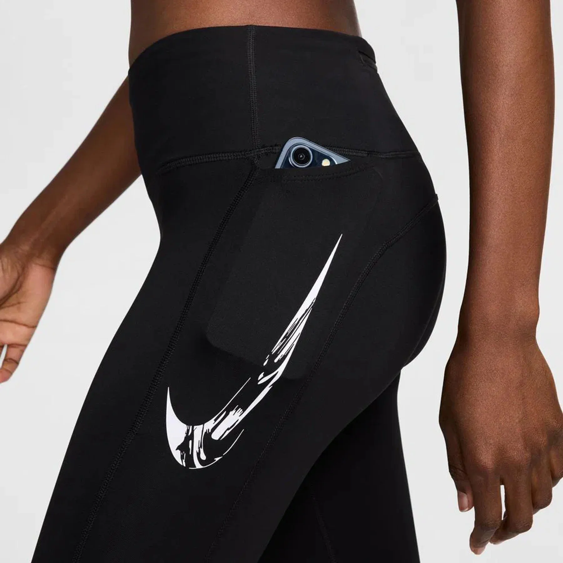 Nike Dri Fit Fast Mid Rise 7/8 Leggings Tight Kadın 3 Cepli Spor Tayt Siyah Nike Dri Fit Fast Mid Rise 7/8 Leggings Tight Kadın 3 Cepli Spor Tayt Siyah
