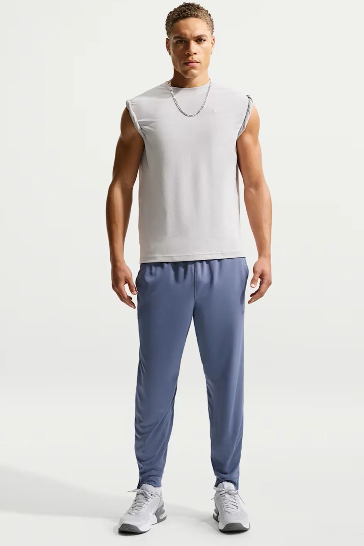 Nike Dri Fit Primary SS Mens Tee Erkek Antreman Tişört Gri Nike Dri Fit Primary SS Mens Tee Erkek Antreman Tişört Gri Fiyatı, Yorumları ve Özellikleri