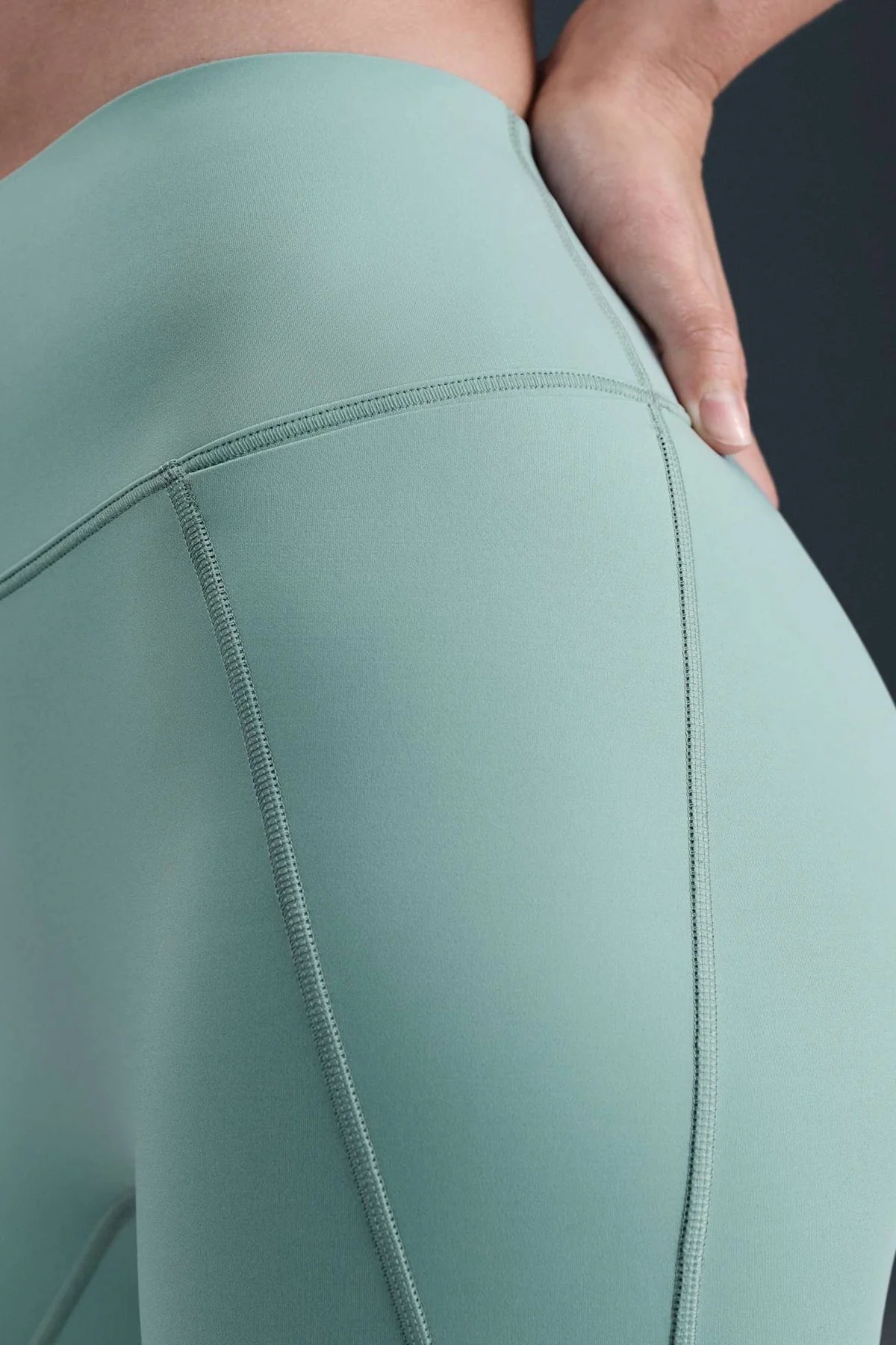 Nike Dri Fit Universa HR 7/8 Tight Light Green Yüksel Bel Sıkılaştırıcı Kadın Antreman Taytı Açık Yeşil HQ6813-017 Nike Dri Fit Universa HR 7/8 Tight Light Green Yüksel Bel Sıkılaştırıcı Kadın Antreman Taytı Açık Yeşil HQ6813-017 Fiyatı, Yorumları ve Özellikleri