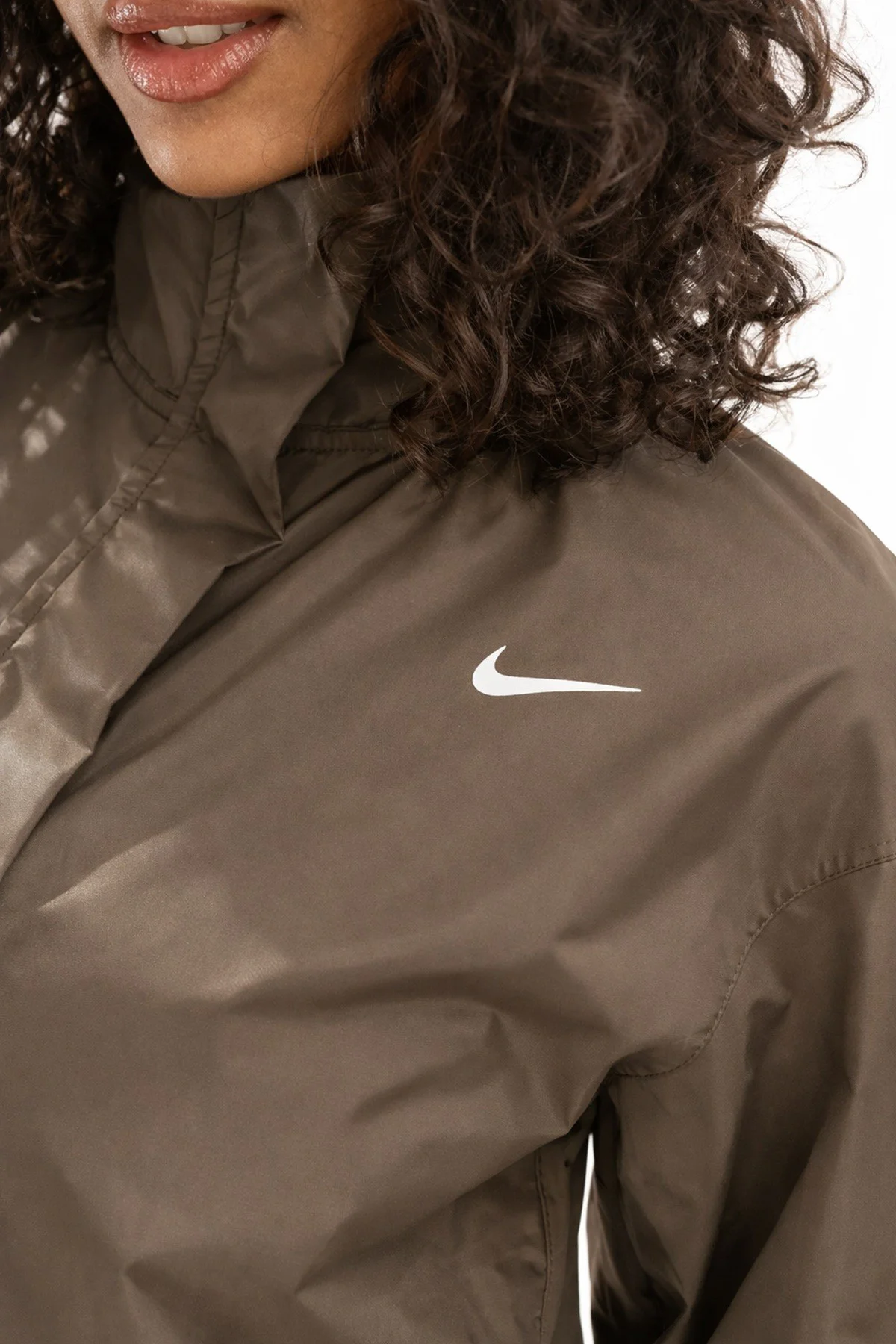 Nike Fast Repel Dri Fit Running Loose Fit Jacket Kadın Bol Kesim Dokuma Spor Ceket Sütlü Kahve Nike Fast Repel Dri Fit Running Loose Fit Jacket Kadın Bol Kesim Dokuma Spor Ceket Sütlü Kahve Fiyatı, Yorumları ve Özellikleri