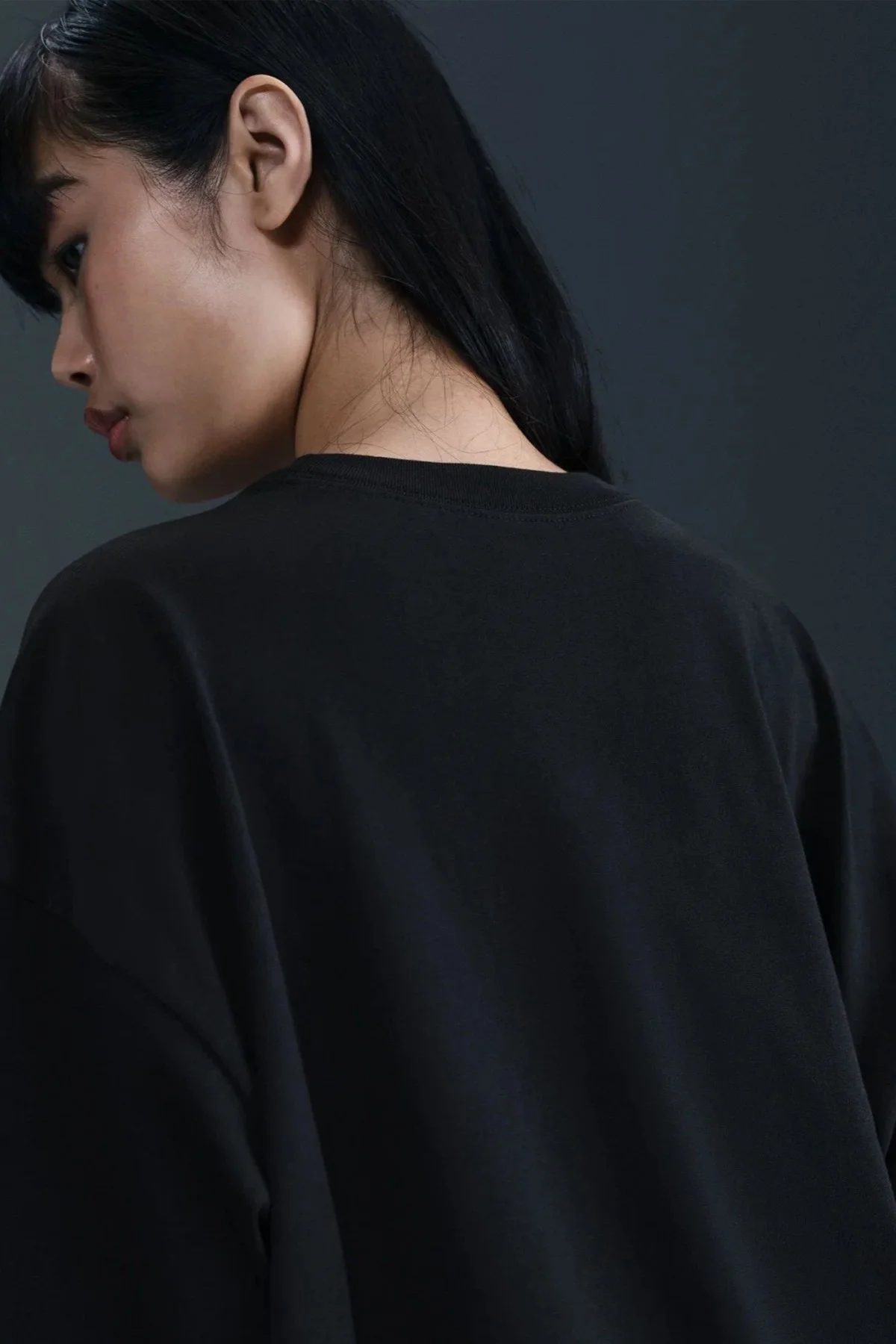 Nike GFX Womens Oversize Tee Grafik Baskılı Bol Kesim Kadın Günlük Tişört Siyah Nike GFX Womens Oversize Tee Grafik Baskılı Bol Kesim Kadın Günlük Tişört Siyah Fiyatı, Yorumları ve Özellikleri