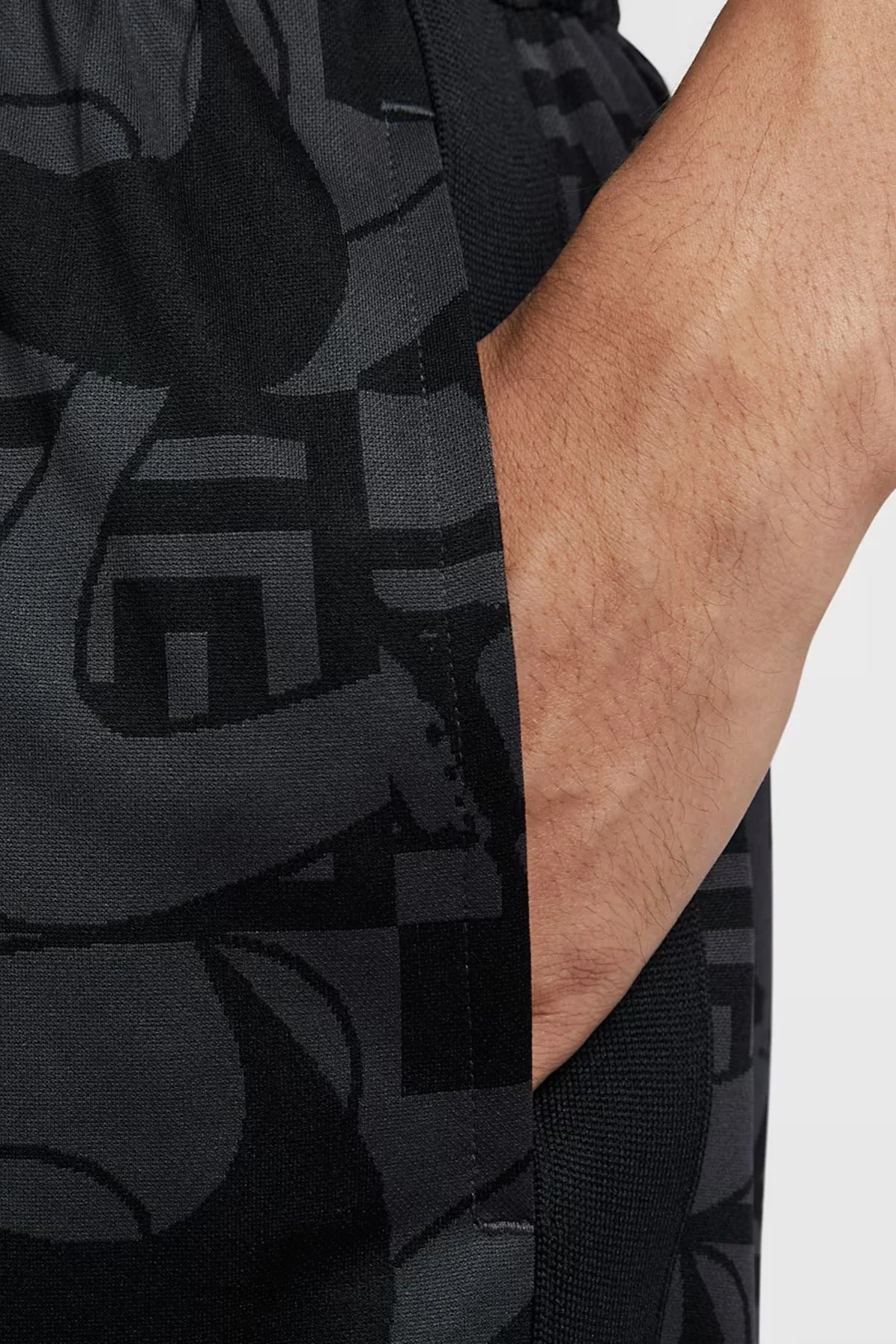 Nike Giannis DNA Dri-FIT 6" Short Erkek Şort Siyah