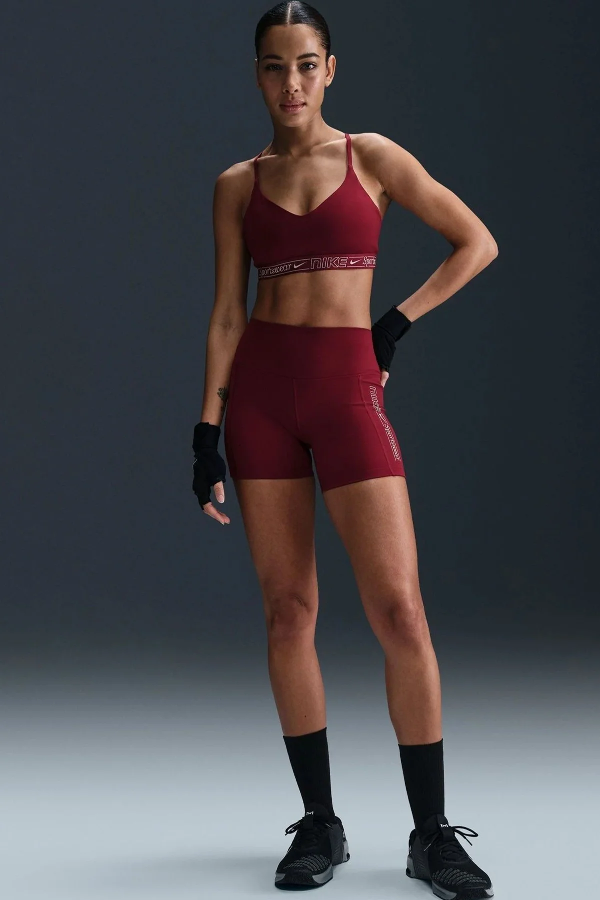 Nike Indy Women's Light Support Padded Adjustable Sports Bra Hafif Destekli Dolgulu Kadın Bra Bordo Nike Indy Women's Light Support Padded Adjustable Sports Bra Hafif Destekli Dolgulu Kadın Bra Bordo
