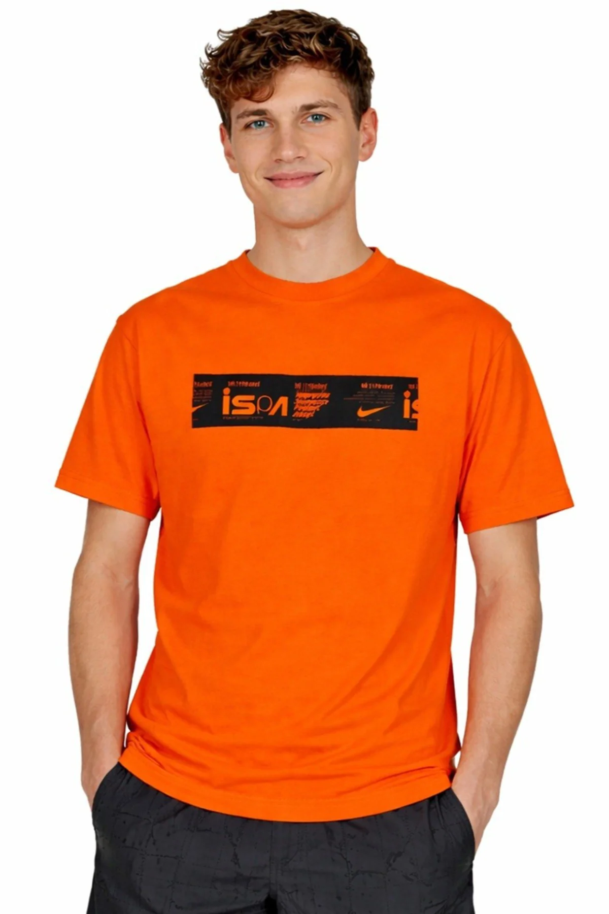 Nike I.S.P.A Graphics Tee Grafik Baskılı Erkek Tişört Turuncu Nike I.S.P.A Graphics Tee Grafik Baskılı Erkek Tişört Turuncu Fiyatı, Yorumları ve Özellikleri