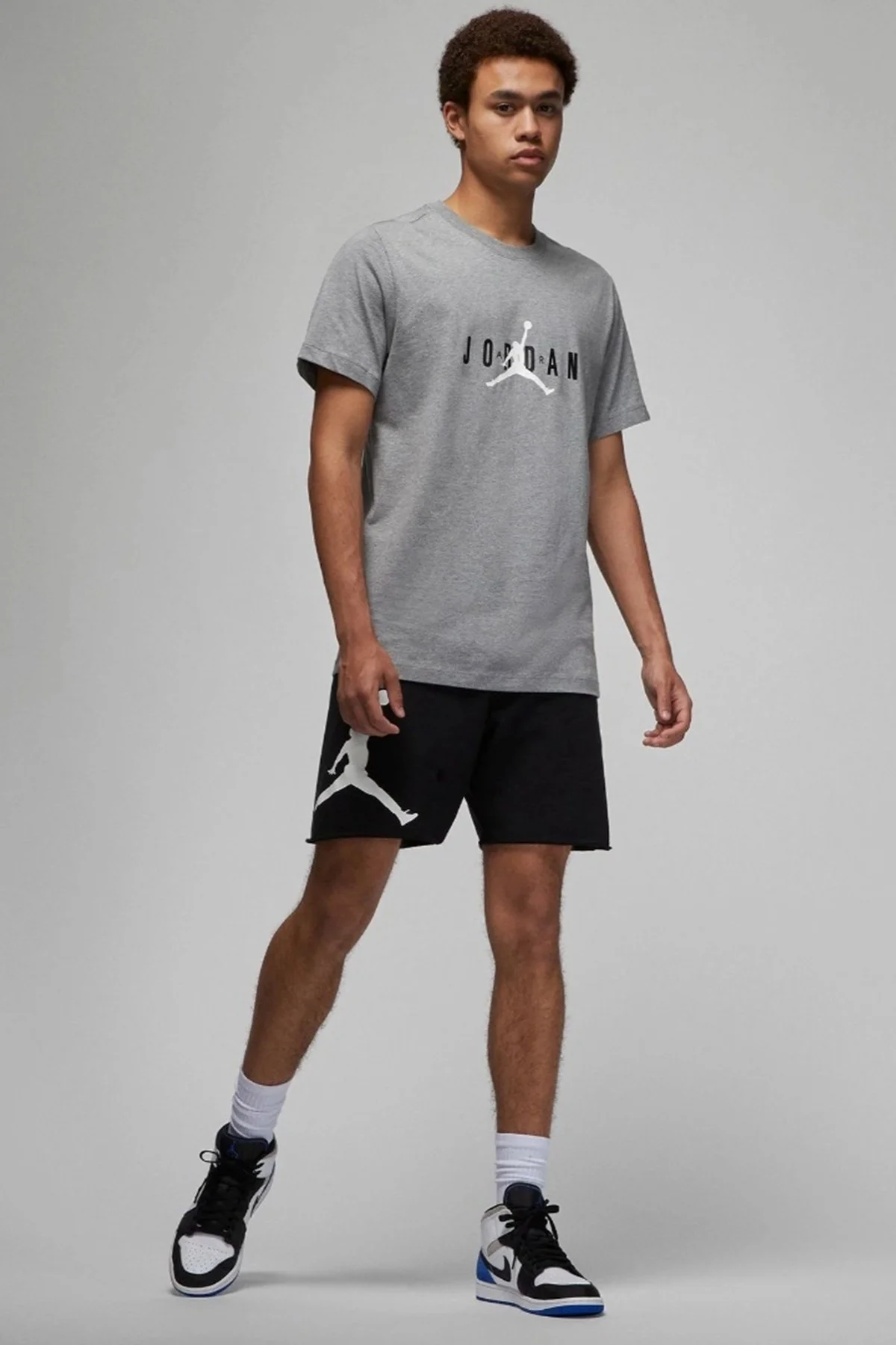 Nike Jordan Air Stretch Short Sleeve Tee Mens T-Shirt Erkek Günlük Tişört Gri Nike Jordan Air Stretch Short Sleeve Tee Mens T-Shirt Erkek Günlük Tişört Gri