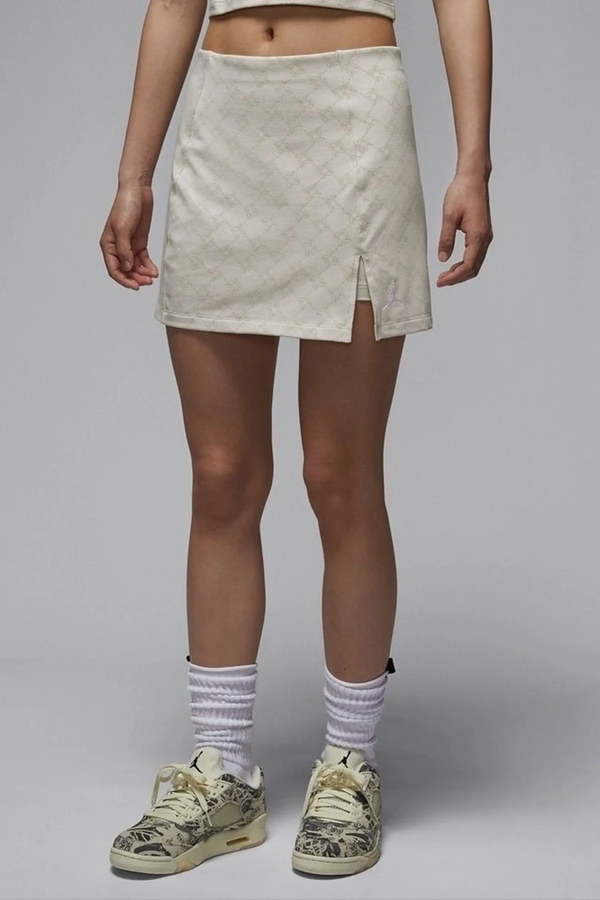 Nike Jordan Brooklyn Slim Fit High Rise Knit Skort Kadın Yüksek Bel Dar Kesim Taytlı Etek Şort Bej Nike Jordan Brooklyn Slim Fit High Rise Knit Skort Kadın Yüksek Bel Dar Kesim Taytlı Etek Şort Bej Fiyatı, Yorumları ve Özellikleri