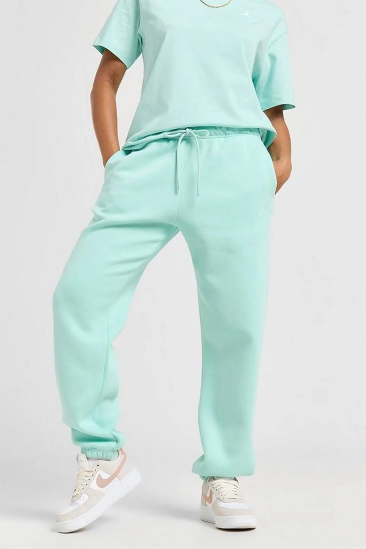 Nike Jordan Brooklyn Fleece Loose Fit Women's Jogger Kadın Eşofman Altı Su Yeşili Nike Jordan Brooklyn Fleece Loose Fit Women's Jogger Kadın Eşofman Altı Su Yeşili