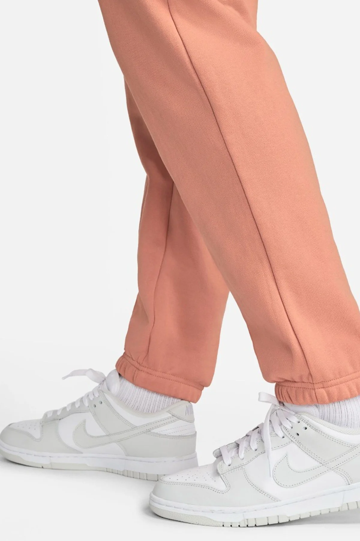 Nike Jordan Essential Core Loose Fit Fleece Pant.Lastik Paçalı Bol Kesim Pamuklu Kadın Günlük Eşofman Altı Turuncu Nike Jordan Essential Core Loose Fit Fleece Pant.Lastik Paçalı Bol Kesim Pamuklu Kadın Günlük Eşofman Altı Turuncu
