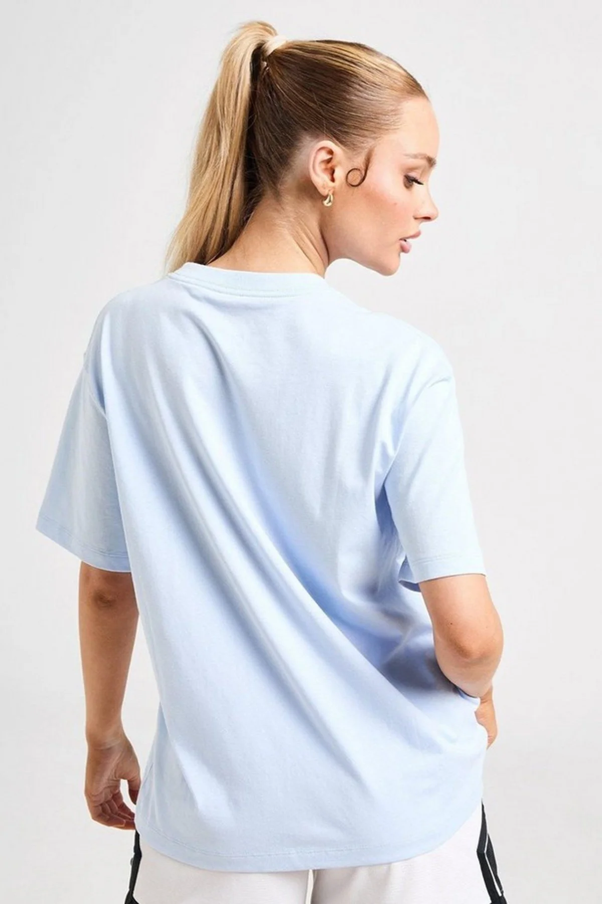 Nike Jordan Essential Women's Loose Fit T-Shirt Kadın Nakış Logo Pamuklu Bol Kesim Tişört Açık Mavi Fiyatı, Yorumları ve Özellikleri