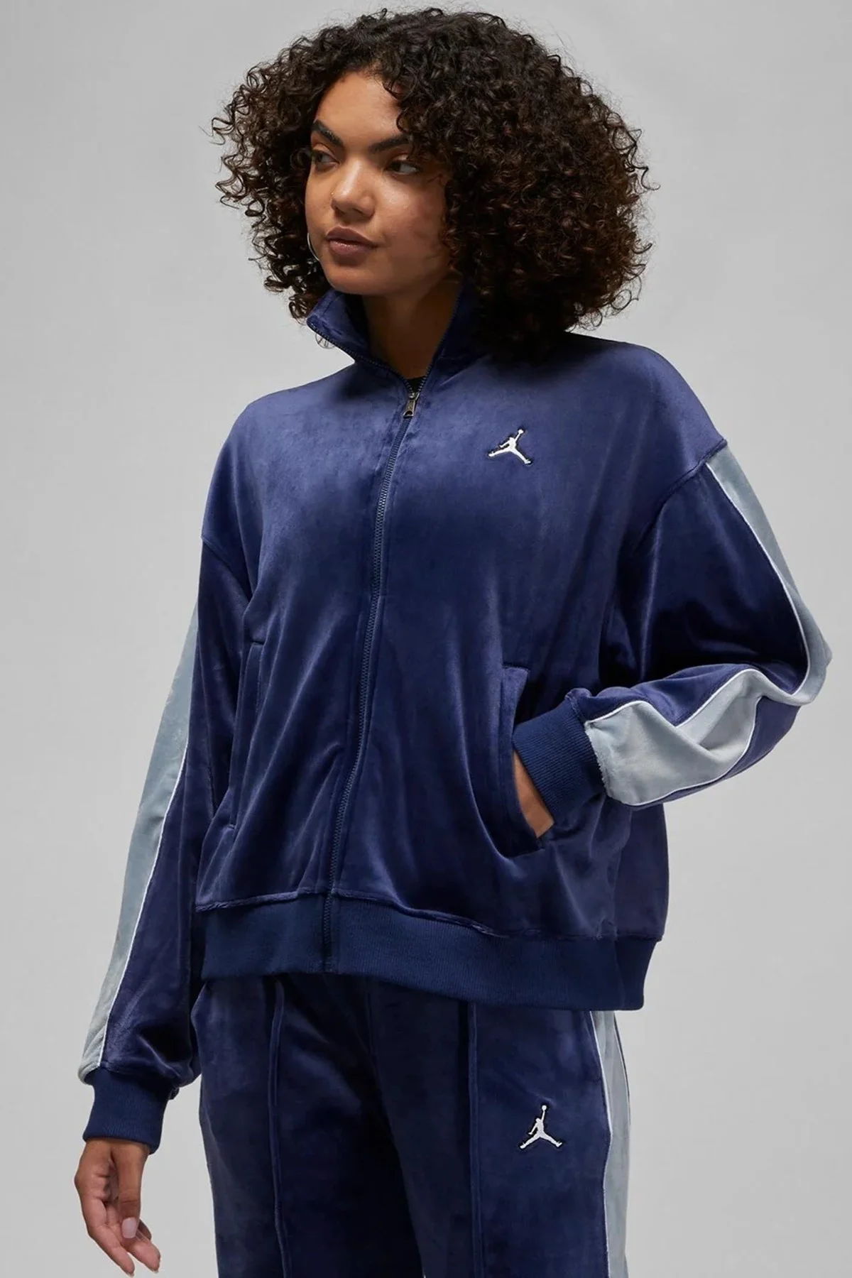 Nike Jordan Flight Full Zıp Velaur Womens Sweatshirt Oversize Kadife Kadın Sweatshirt Lacivert Nike Jordan Flight Full Zıp Velaur Womens Sweatshirt Oversize Kadife Kadın Sweatshirt Lacivert Fiyatı, Yorumları ve Özellikleri