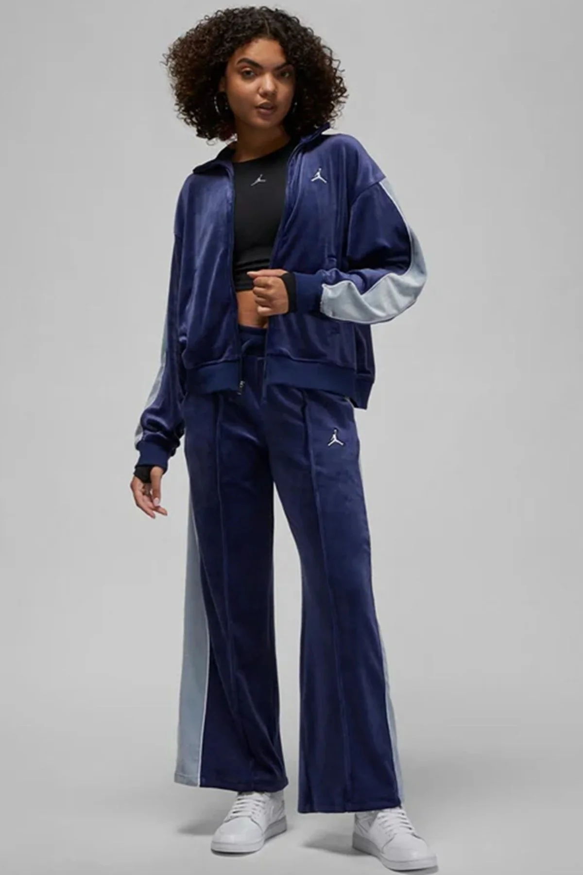 Nike Jordan Flight Full Zıp Velaur Womens Sweatshirt Oversize Kadife Kadın Sweatshirt Lacivert Nike Jordan Flight Full Zıp Velaur Womens Sweatshirt Oversize Kadife Kadın Sweatshirt Lacivert Fiyatı, Yorumları ve Özellikleri