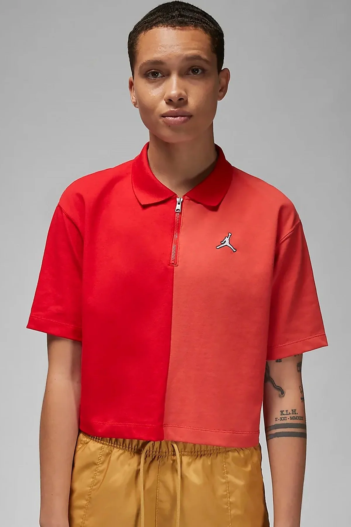 Nike Jordan Flight Loose Fit 1/4 Zip T-shirt Kadın 1/4 Fermuar Gömlek Yakalı Bol Kalıp Kısa Tişört Kırmızı Nike Jordan Flight Loose Fit 1/4 Zip T-shirt Kadın 1/4 Fermuar Gömlek Yakalı Bol Kalıp Kısa Tişört Kırmızı
