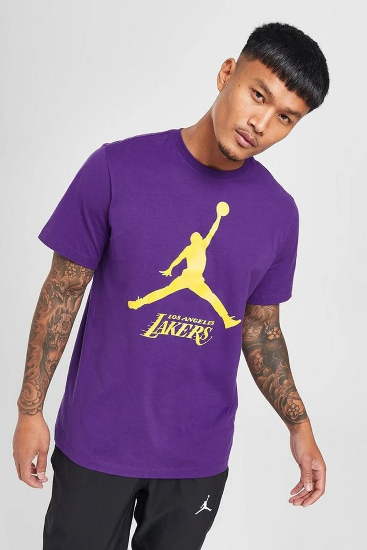 Nike Jordan Los Angeles Lakers NBA Jordan Graphic Tshirt Purple Jordan Nakış Logolu Tişört Mor Fiyatı, Yorumları ve Özellikleri