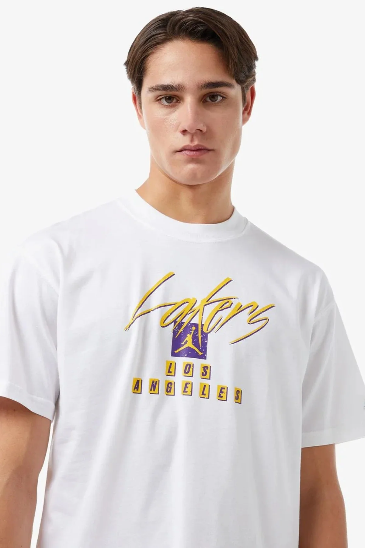 Nike Jordan Los Angeles Lakers Courtside Statement Edition NBA Mens Tee Loose Fit Grafik Baskılı Erkek Tişört Beyaz Nike Jordan Los Angeles Lakers Courtside Statement Edition NBA Mens Tee Loose Fit Grafik Baskılı Erkek Tişört Beyaz