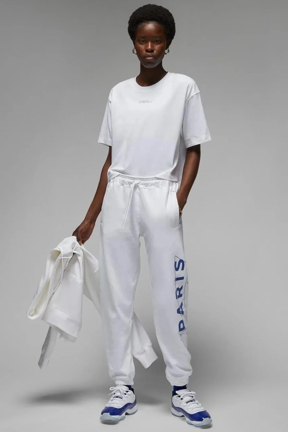 Nike Jordan Paris Saint-Germain Graphic White Loose Fit Short-Sleeve Tshirt Kadın Grafik BaskılıTişört Beyaz Nike Jordan Paris Saint-Germain Graphic White Loose Fit Short-Sleeve Tshirt Kadın Grafik BaskılıTişört Beyaz Fiyatı, Yorumları ve Özellikleri