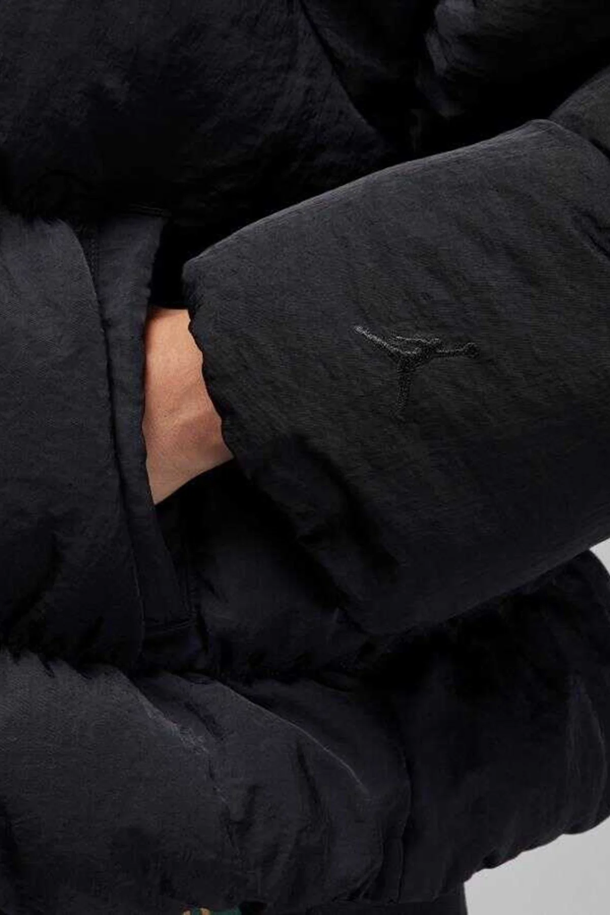 Nike Jordan Puffer Oversize Synthetic Fill Jacket Sentetik Dolgulu Bol Kesim Kadın Mont Siyah Nike Jordan Puffer Oversize Synthetic Fill Jacket Sentetik Dolgulu Bol Kesim Kadın Mont Siyah