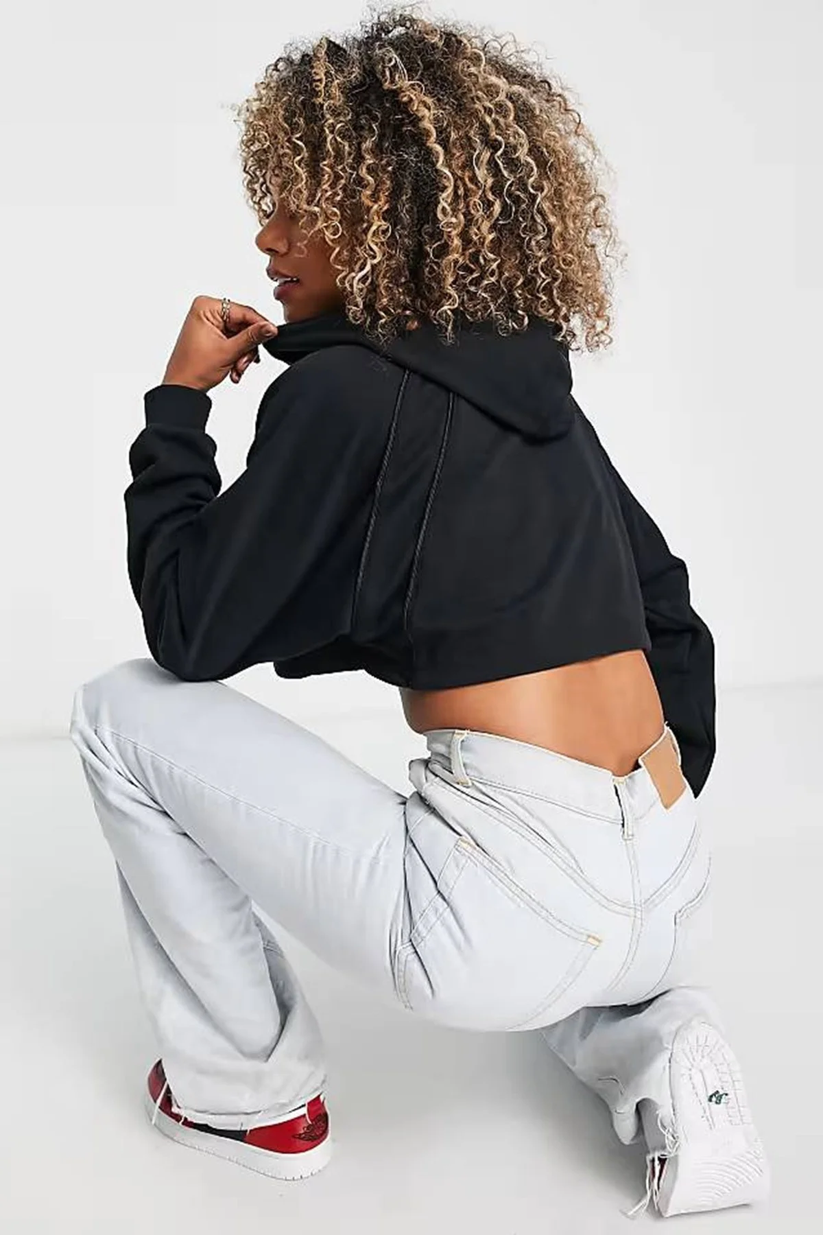 Nike Jordan Sport Fleece Crop Pullover Loose Fit Hoodie Kadın Kapüşonlu Bol Kesim Sweatshirt Siyah Nike Jordan Sport Fleece Crop Pullover Loose Fit Hoodie Kadın Kapüşonlu Bol Kesim Sweatshirt Siyah