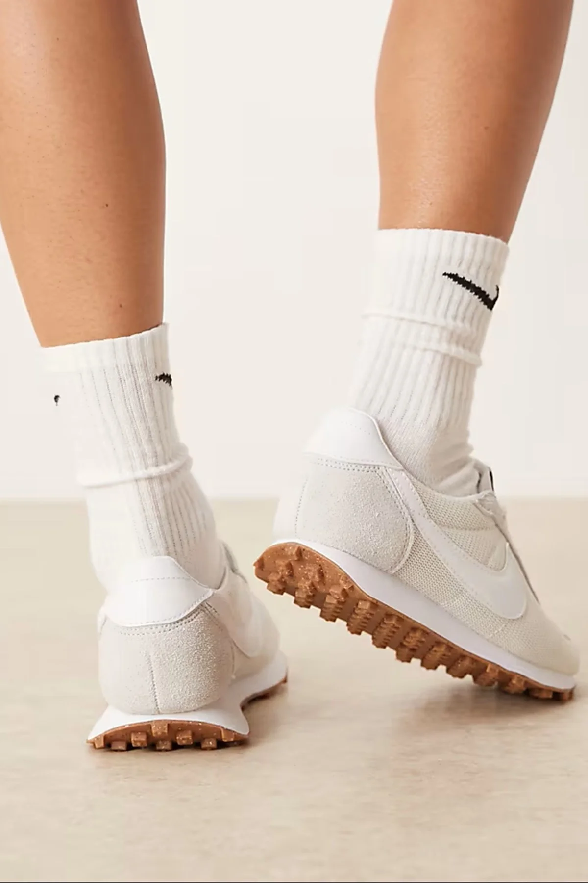 Nike LD 1000 Unisex Sneaker Günlük Spor Ayakkabı Gri Beyaz Nike LD 1000 Unisex Sneaker Günlük Spor Ayakkabı Gri Beyaz Fiyatı, Yorumları ve Özellikleri
