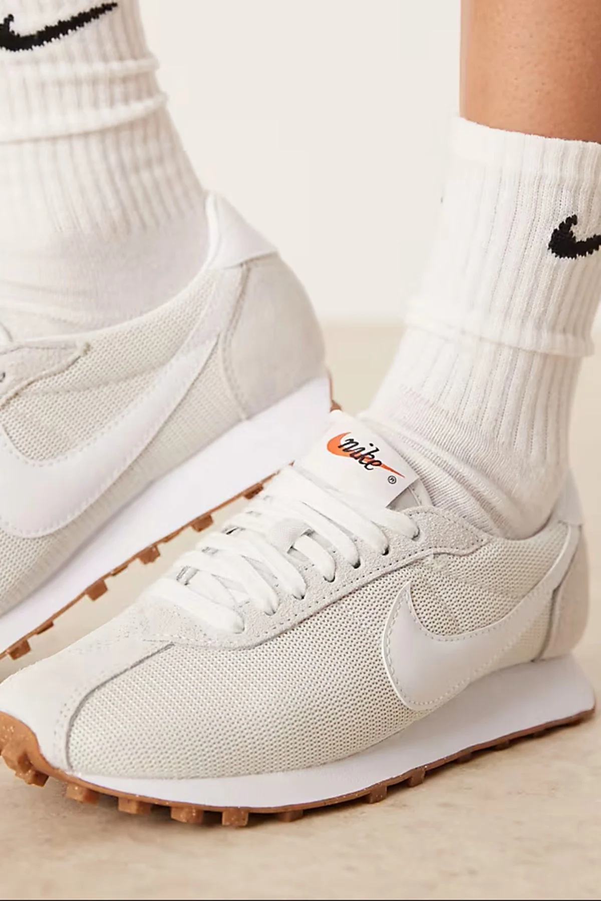 Nike LD 1000 Unisex Sneaker Günlük Spor Ayakkabı Gri Beyaz Nike LD 1000 Unisex Sneaker Günlük Spor Ayakkabı Gri Beyaz Fiyatı, Yorumları ve Özellikleri