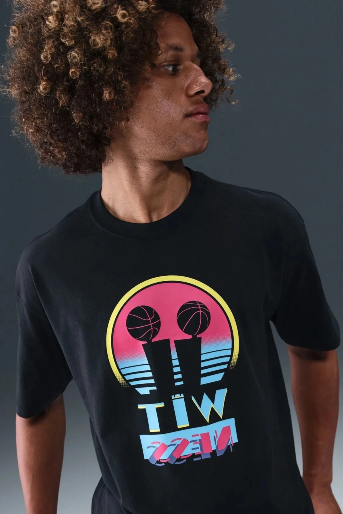 Nike LeBron''Miami Twice''Tee Max 90 Loose Fit Grafik Baskılı Erkek Günlük Tişört Siyah Nike LeBron''Miami Twice''Tee Max 90 Loose Fit Grafik Baskılı Erkek Günlük Tişört Siyah Fiyatı, Yorumları ve Özellikleri