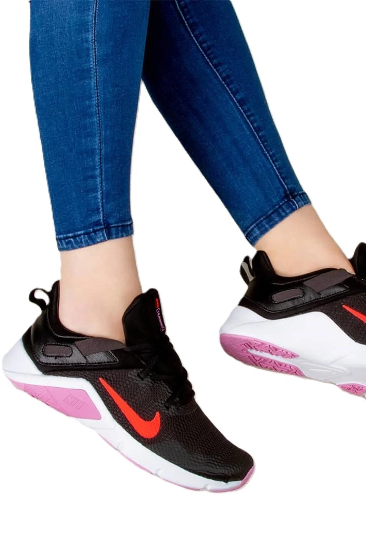Nike Legend Essential Kadın Yürüyüş Antrenman Ayakkabısı Siyah Fiyatı, Yorumları ve Özellikleri