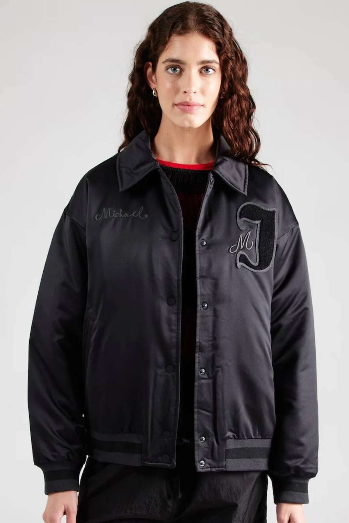 Nike Michael Jordan Varsity Loose Fit Bomber Jacket Black Kadın Bol Kesim Ceket Mont Siyah Nike Michael Jordan Varsity Loose Fit Bomber Jacket Black Kadın Bol Kesim Ceket Mont Siyah Fiyatı, Yorumları ve Özellikleri