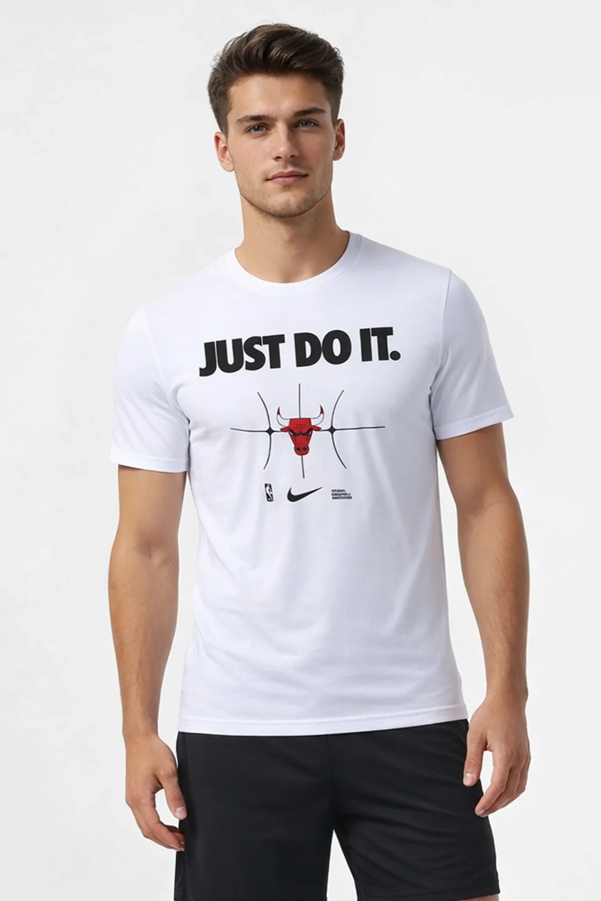 Nike Nba Chicago Bulls mens Sportwear Just Do It Erkek Spor Tişörtü Beyaz Nike Nba Chicago Bulls mens Sportwear Just Do It Erkek Spor Tişörtü Beyaz