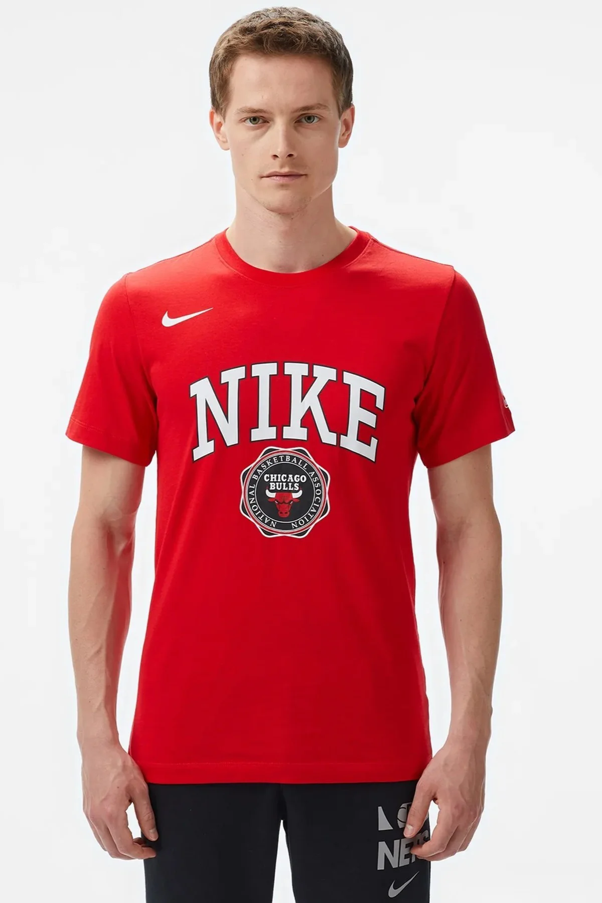 Nike NBA Chicago Bulls Mens Tee Red Grafik Baskılı Erkek Tişört Kırmızı Nike NBA Chicago Bulls Mens Tee Red Grafik Baskılı Erkek Tişört Kırmızı Fiyatı, Yorumları ve Özellikleri