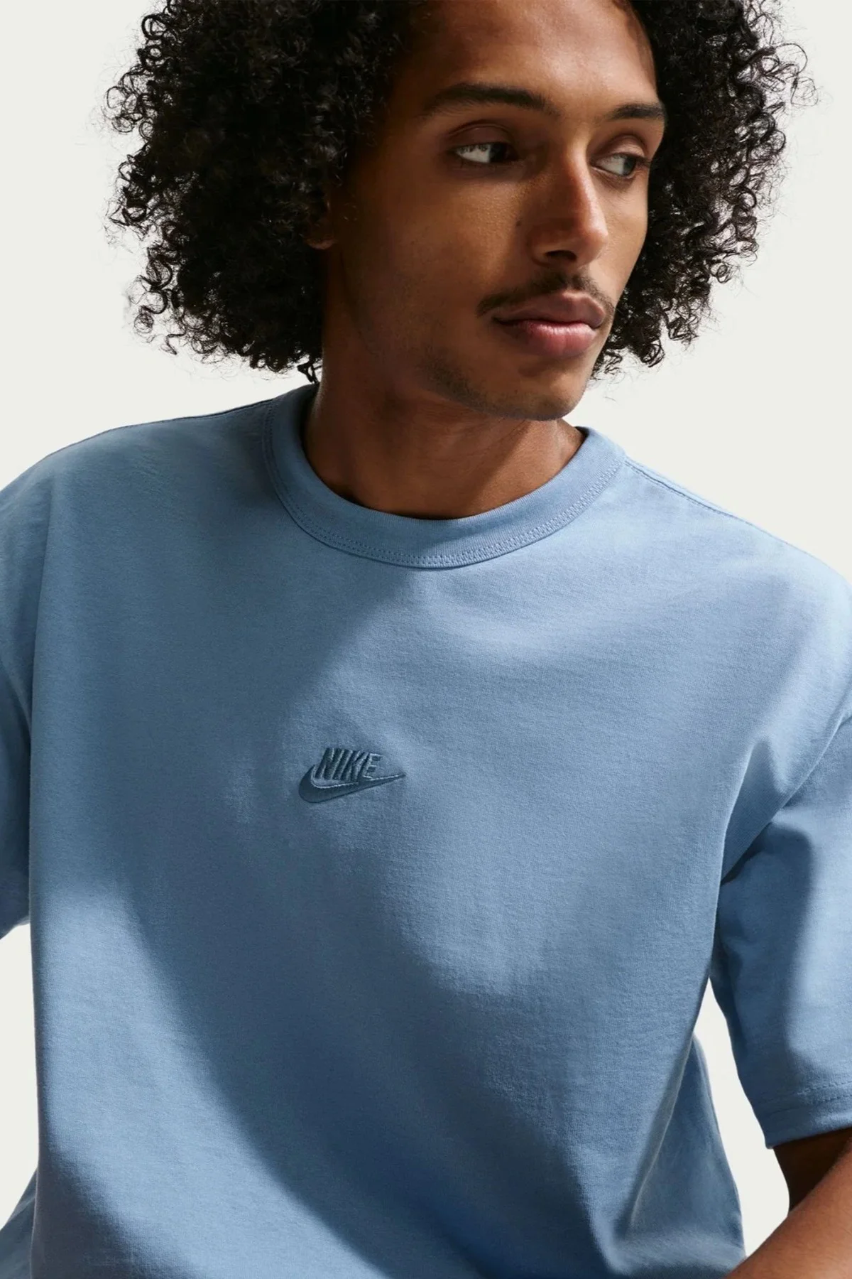 Nike NSW Premium Loose Fit Mens Tee Bol Kesim Bisiklet Yaka Pamuklu Erkek Tişört Mavi Fiyatı, Yorumları ve Özellikleri