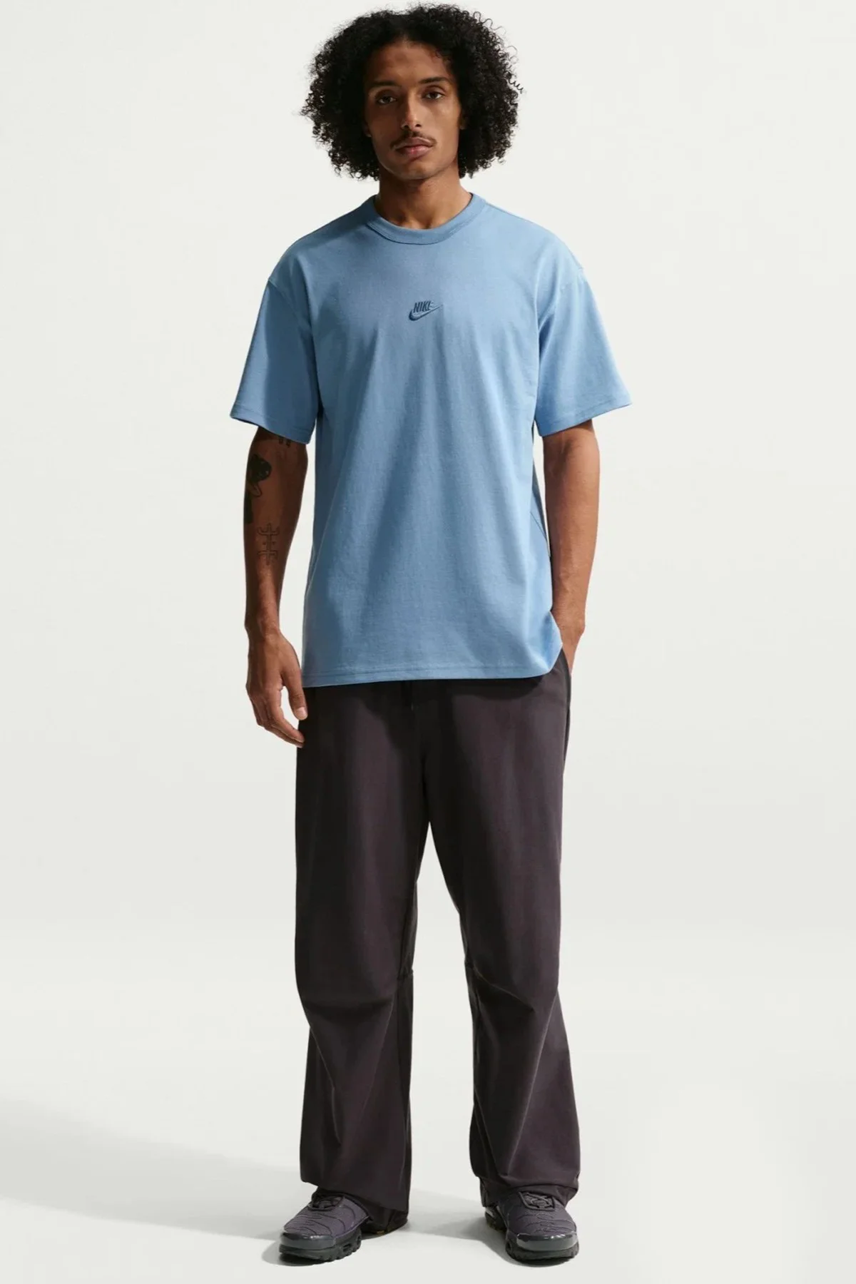 Nike NSW Premium Loose Fit Mens Tee Bol Kesim Bisiklet Yaka Pamuklu Erkek Tişört Mavi Fiyatı, Yorumları ve Özellikleri