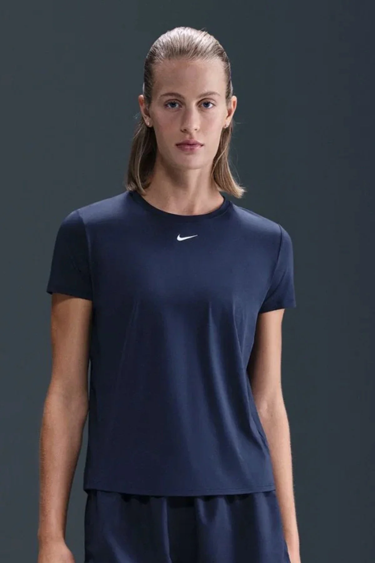 Nike One Classic Training Dri-Fit T-shirt Kadın Antrenman Tişört Lacivert Nike One Classic Training Dri-Fit T-shirt Kadın Antrenman Tişört Lacivert Fiyatı, Yorumları ve Özellikleri