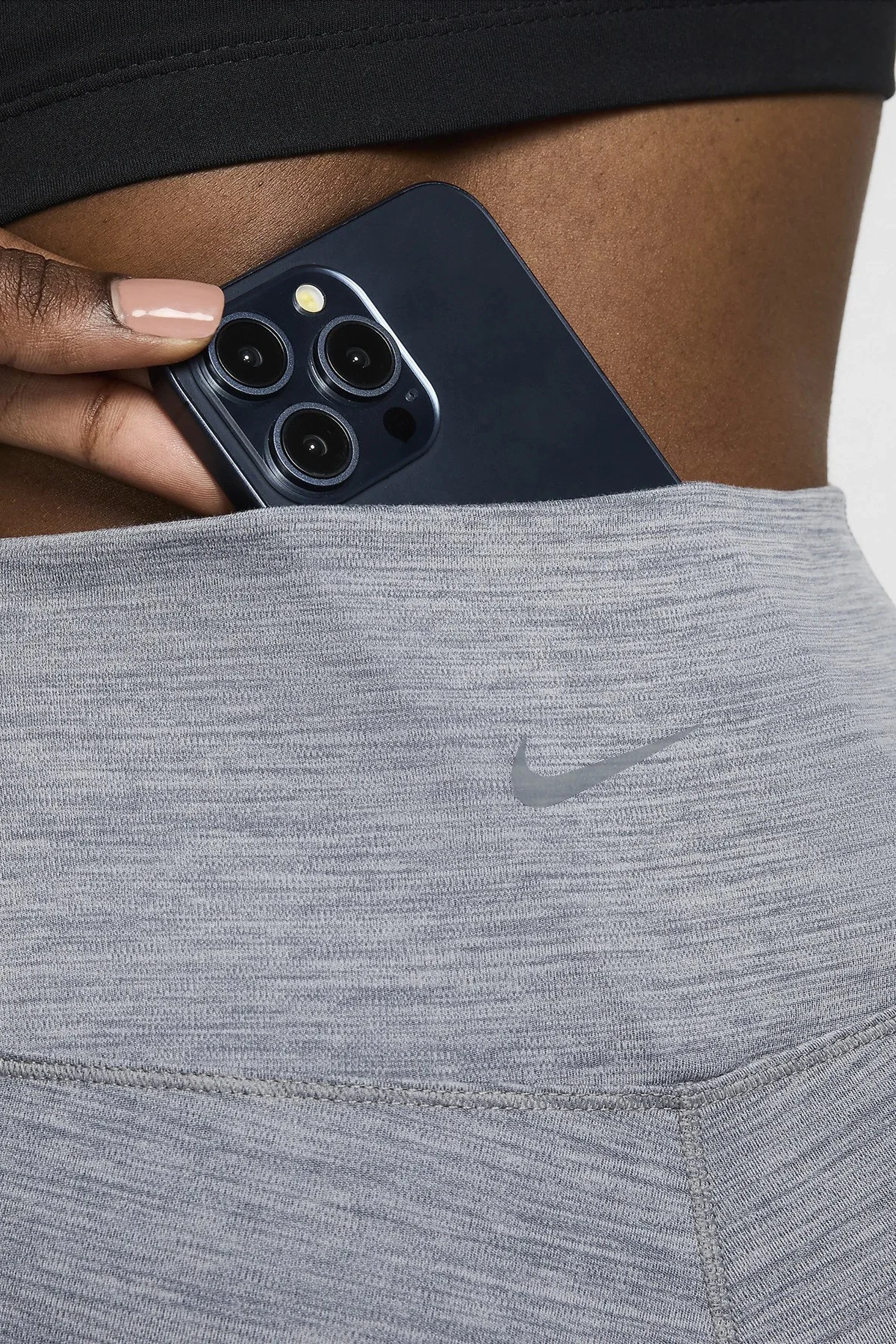 Nike One Dri Fit High Rise 7/8 Leggings With Pockets Kadın 3 Cepli Yüksek Belli Antrenman Taytı Gri Nike One Dri Fit High Rise 7/8 Leggings With Pockets Kadın 3 Cepli Yüksek Belli Antrenman Taytı Gri Fiyatı, Yorumları ve Özellikleri