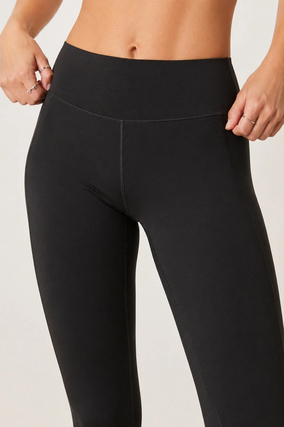 Nike One Training Dri Fit Gym Life Swoosh High Rise Full Length Kadın Yüksek Bel Cepli Antrenman Taytı Siyah Fiyatı, Yorumları ve Özellikleri