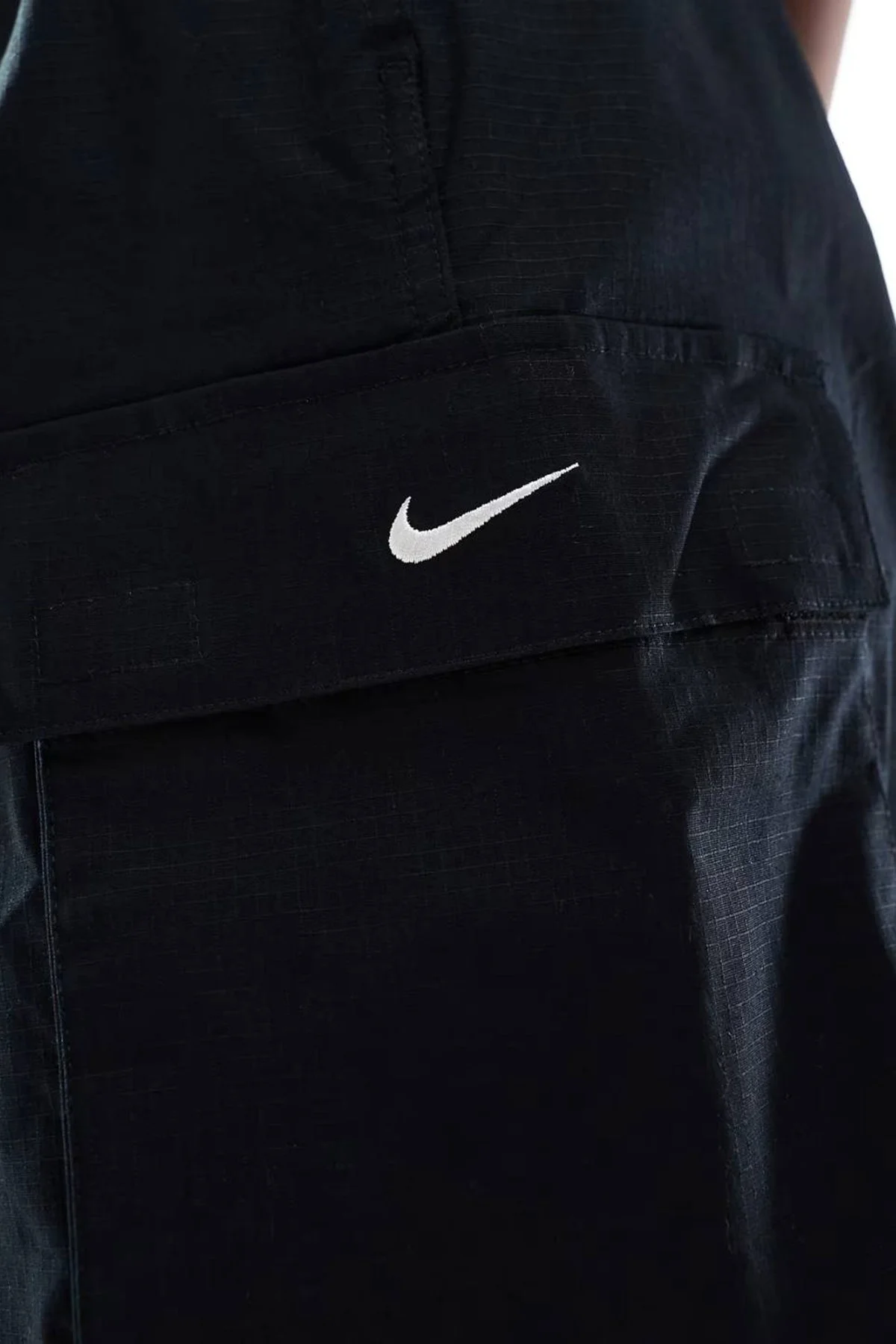 Nike Oversized Cargo Dans Pant Kadın Oversize Kargo Cepli Dokuma Canvas Eşofman Altı Siyah Nike Oversized Cargo Dans Pant Kadın Oversize Kargo Cepli Dokuma Canvas Eşofman Altı Siyah