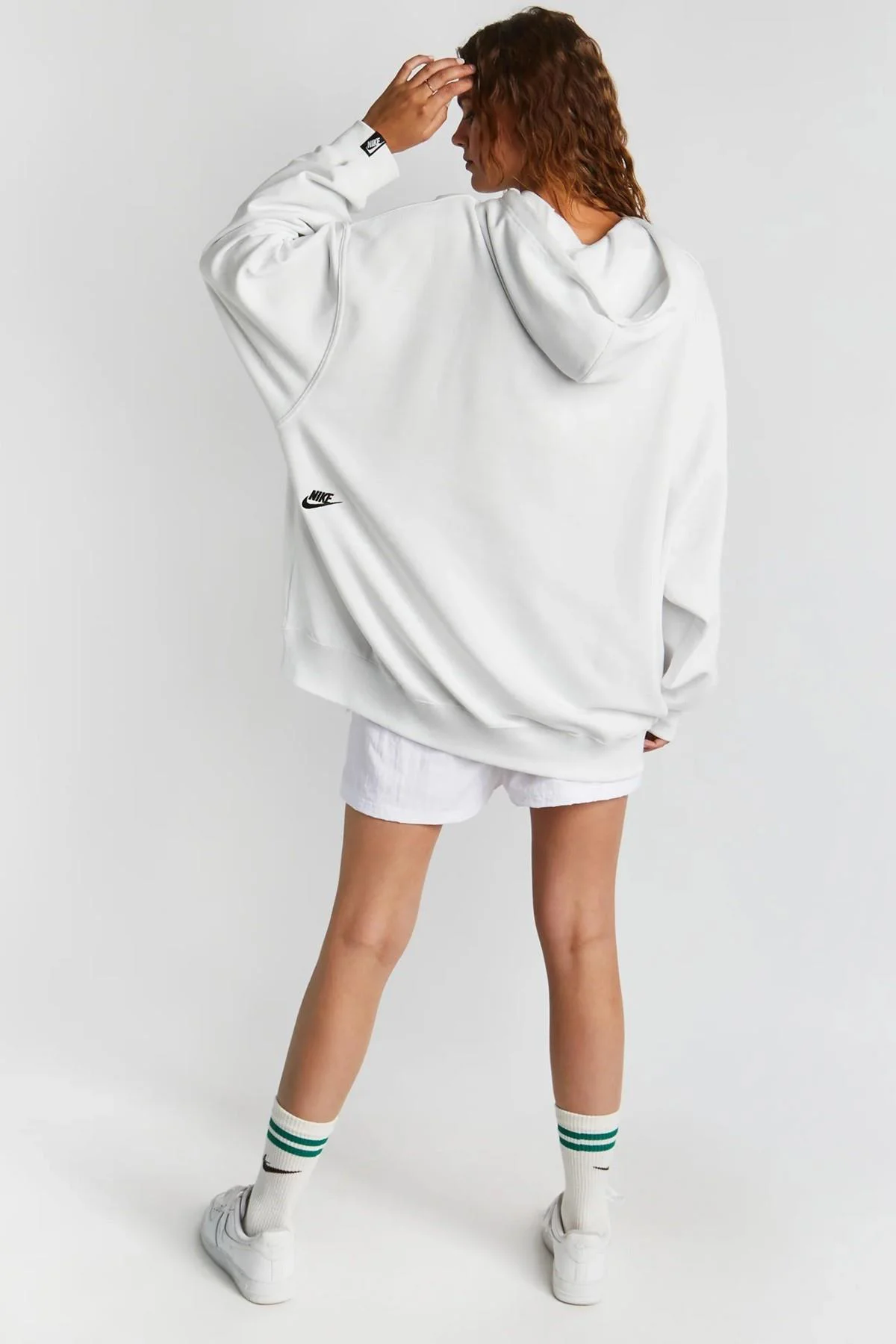 Nike Oversized Pullover Hoodie White Bol Kapüşonlu Unisex Sweatshirt Beyaz Fiyatı, Yorumları ve Özellikleri