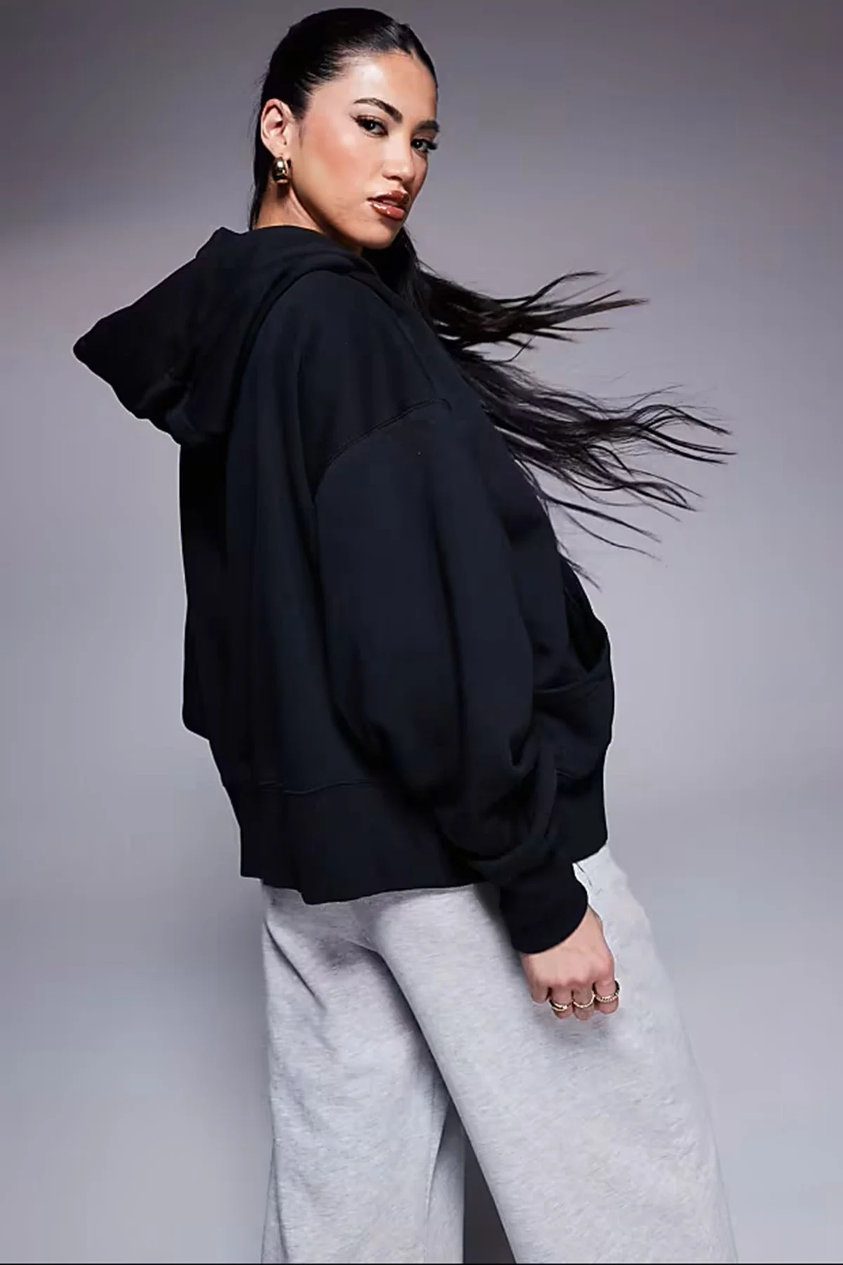 Nike Phoenix Fleece Pullover Oversize Womens Sweatshirt Bol Kesim Kapüşonlu Kadın Sweatshirt Siyah Nike Phoenix Fleece Pullover Oversize Womens Sweatshirt Bol Kesim Kapüşonlu Kadın Sweatshirt Siyah