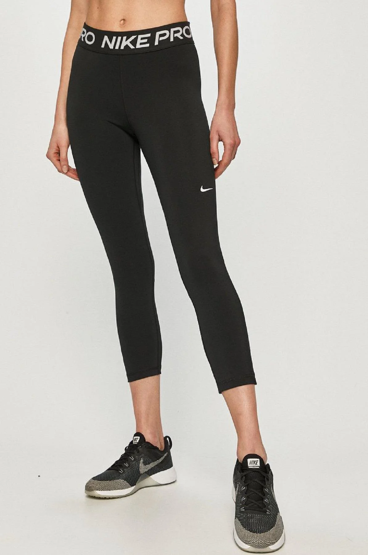Nike Pro 365 Mid-Rise Crop Training Legging Tight Fit Black Toparlayıcı Siyah Tayt