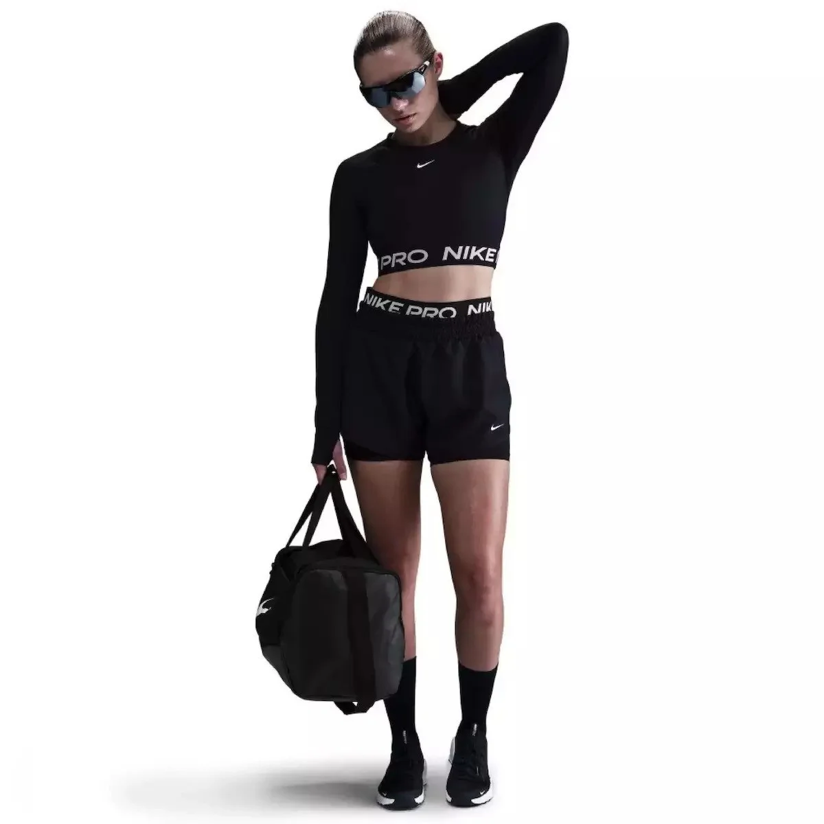 Nike Pro Dri Fİt 2IN1 Loose Fit Women's Shorts Kadın Bol Kesim Taytlı Antrenman Şortu Siyah Nike Pro Dri Fİt 2IN1 Loose Fit Women's Shorts Kadın Bol Kesim Taytlı Antrenman Şortu Siyah