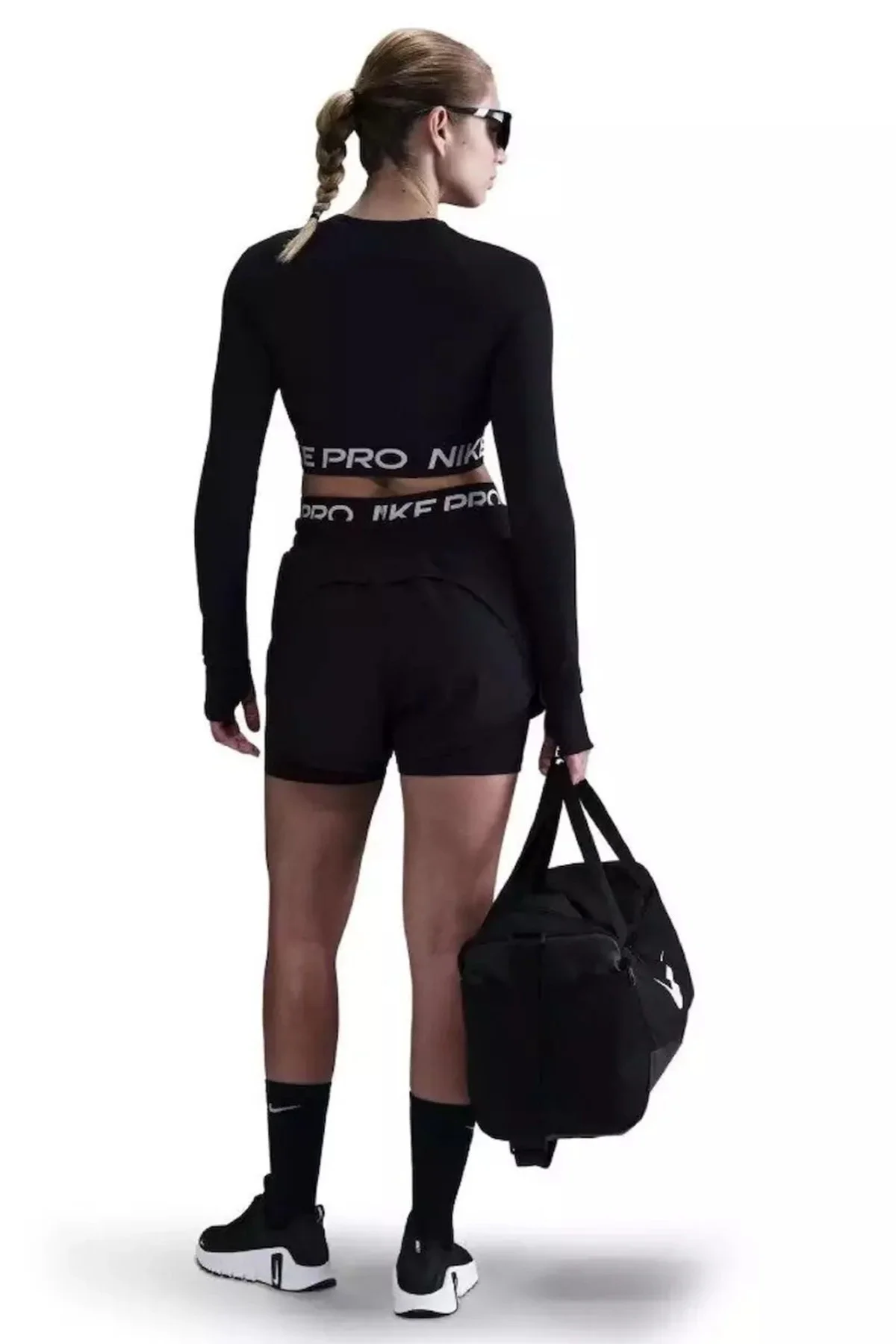 Nike Pro Dri Fİt 2IN1 Loose Fit Women's Shorts Kadın Bol Kesim Taytlı Antrenman Şortu Siyah Nike Pro Dri Fİt 2IN1 Loose Fit Women's Shorts Kadın Bol Kesim Taytlı Antrenman Şortu Siyah