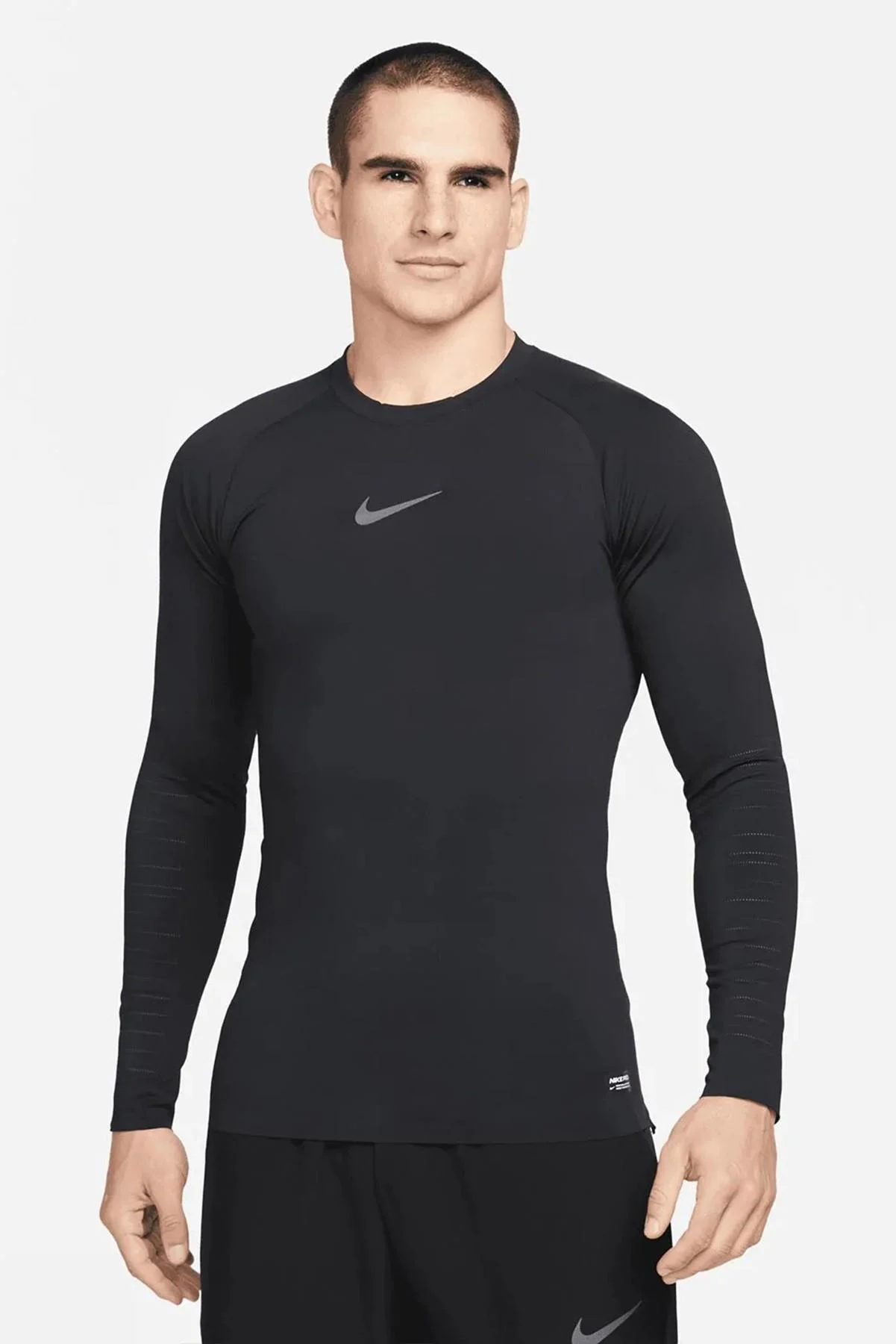 Nike Pro Dri Fit ADV Athletic Tight Fit Training Body Kalın Sıkı Erkek Koşu Antrenman Üstü Sweatshirt Siyah Nike Pro Dri Fit ADV Athletic Tight Fit Training Body Kalın Sıkı Erkek Koşu Antrenman Üstü Sweatshirt Siyah Fiyatı, Yorumları ve Özellikleri