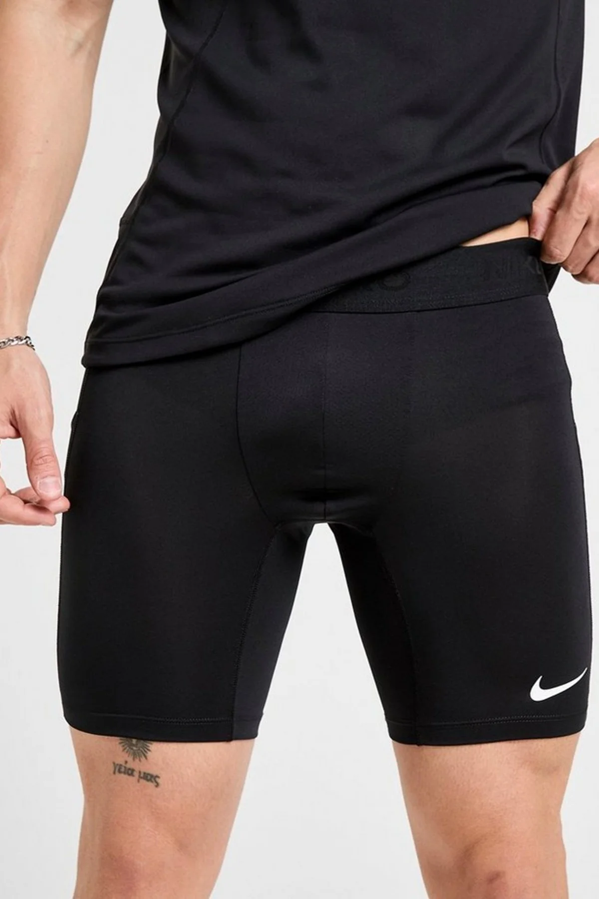 Nike Pro Dri Fit Fitness Training Tight Erkek Antreman Taytı Siyah Nike Pro Dri Fit Fitness Training Tight Erkek Antreman Taytı Siyah Fiyatı, Yorumları ve Özellikleri