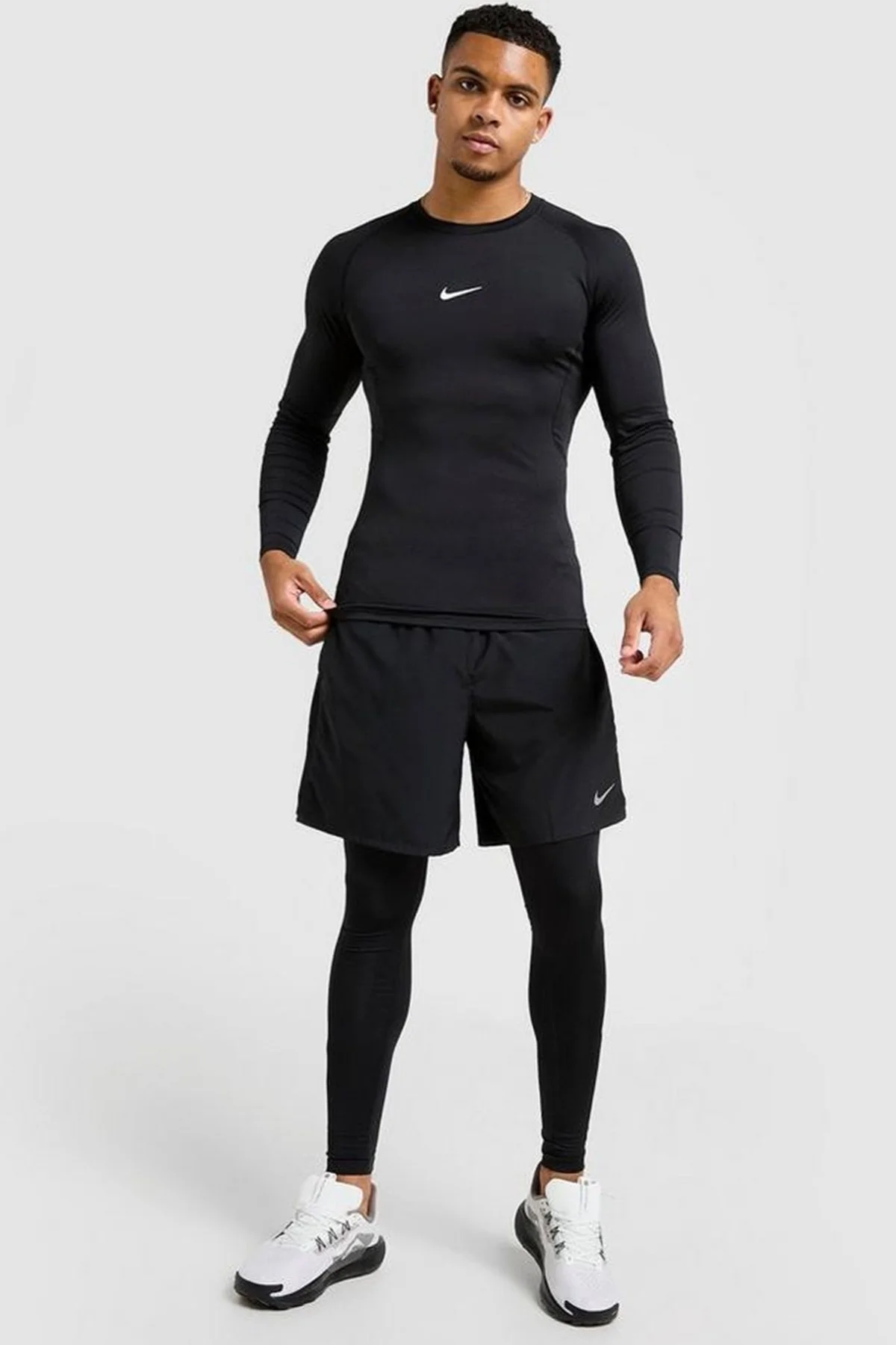 Nike Pro Dri Fit Tight Top Mens LS Uzun Kollu Erkek Antreman Sweatshirt Siyah Nike Pro Dri Fit Tight Top Mens LS Uzun Kollu Erkek Antreman Sweatshirt Siyah