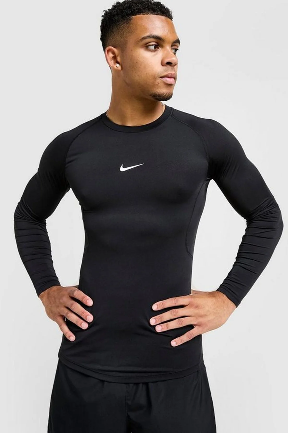 Nike Pro Dri Fit Tight Top Mens LS Uzun Kollu Erkek Antreman Sweatshirt Siyah Nike Pro Dri Fit Tight Top Mens LS Uzun Kollu Erkek Antreman Sweatshirt Siyah