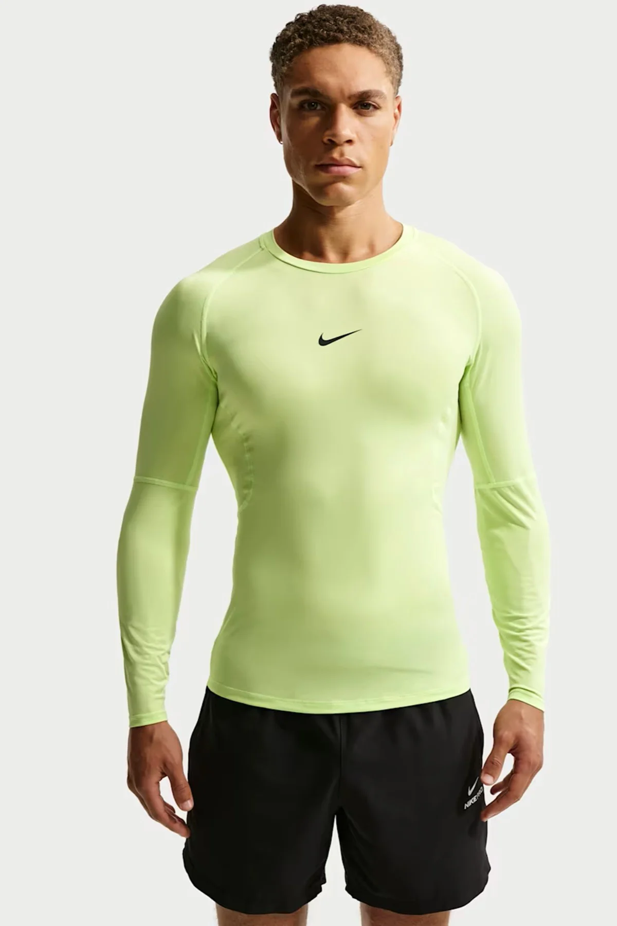 Nike Pro Dri Fit Tight Top Mens LS Uzun Kollu Erkek Antreman Sweatshirt Yeşil Nike Pro Dri Fit Tight Top Mens LS Uzun Kollu Erkek Antreman Sweatshirt Yeşil Fiyatı, Yorumları ve Özellikleri