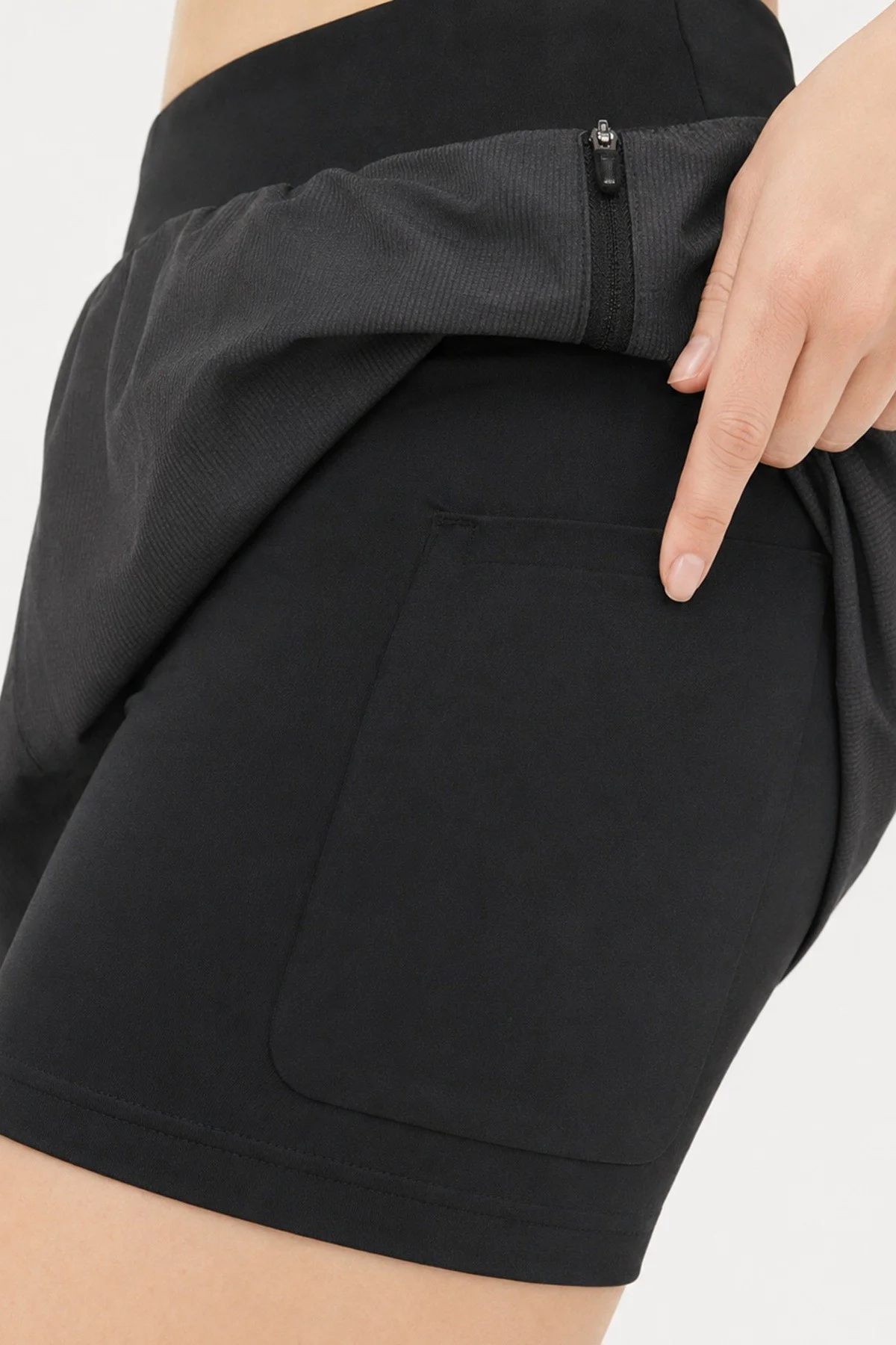 Nike Run Division 2 in 1 Reflective Shorts 8cm Kadın Taytlı 2 Cepli Reflektörlü Koşu Şortu Siyah